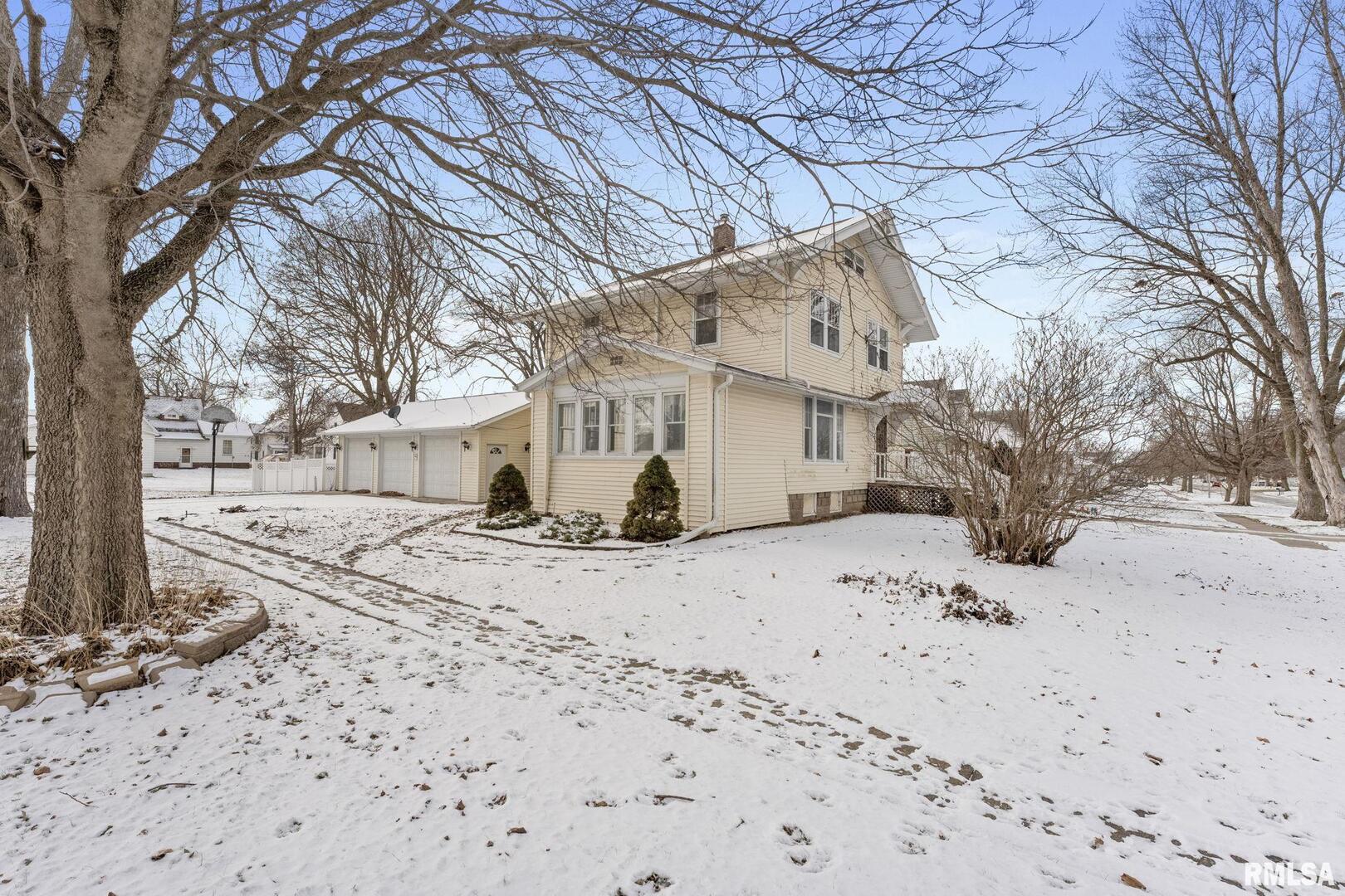 404 W 6TH Street