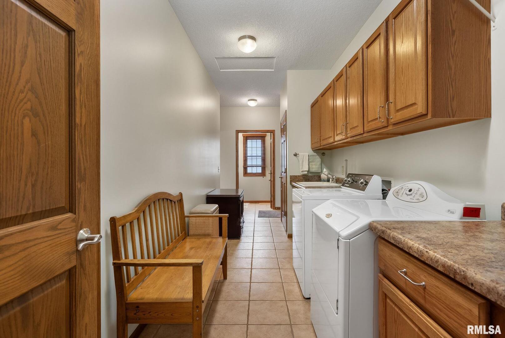 2808 PIONEER Court