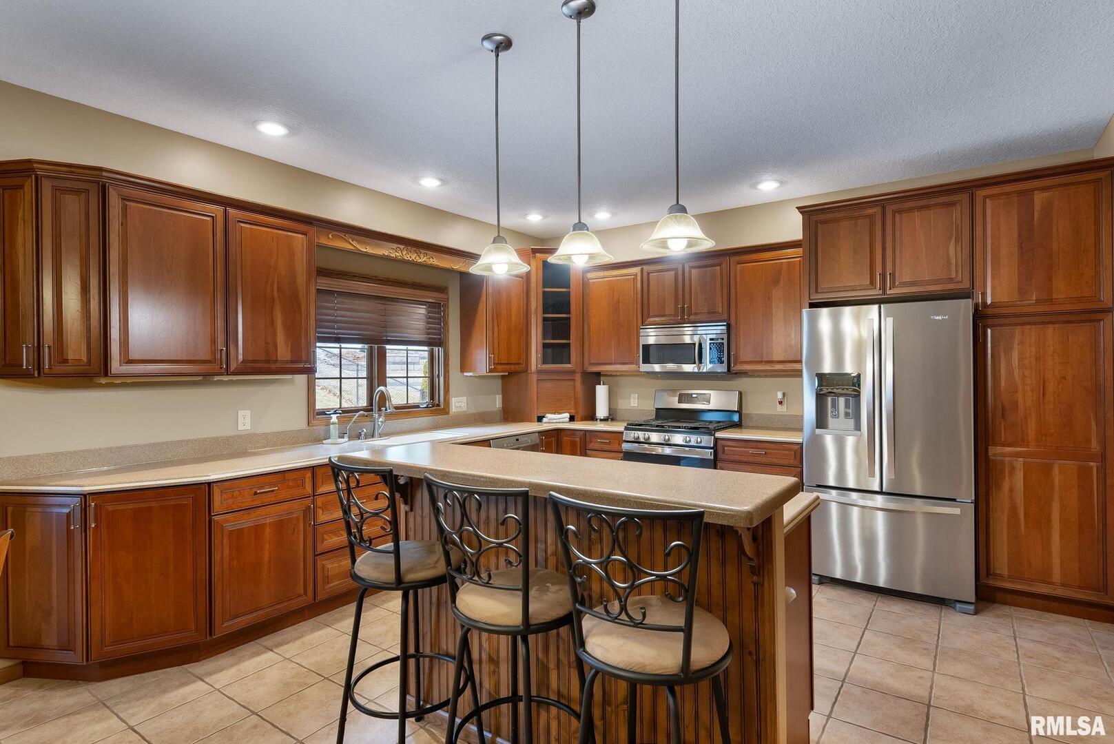 2808 PIONEER Court