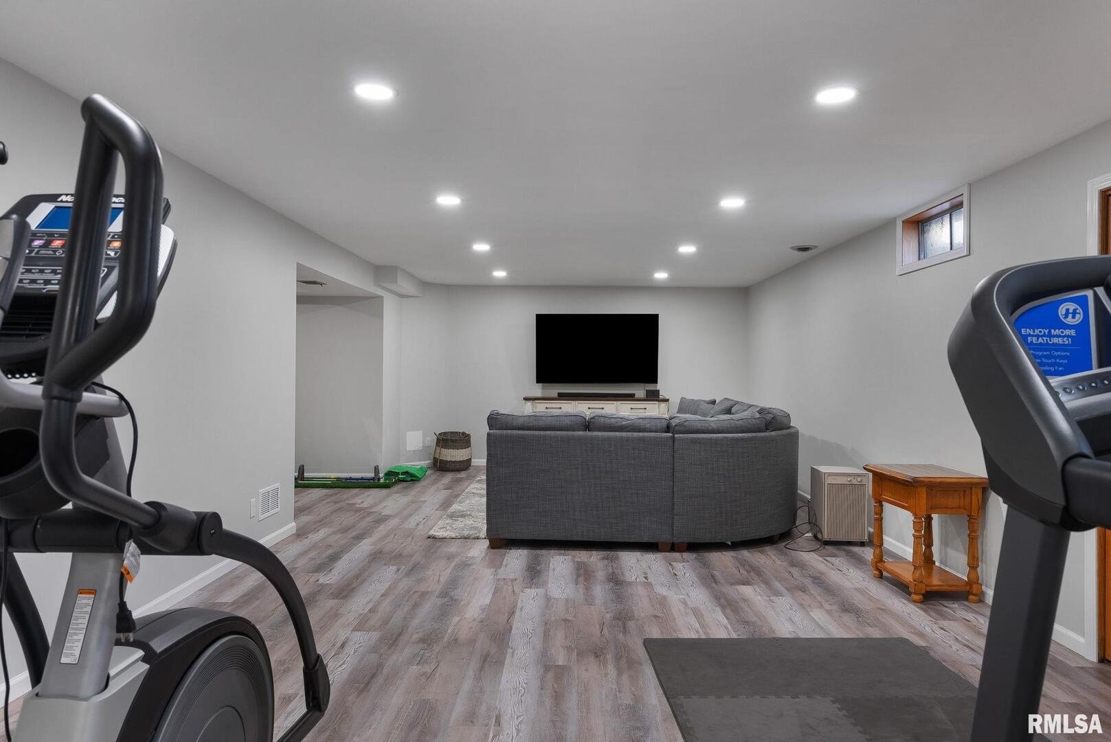 5445 CHARTER OAKS Drive