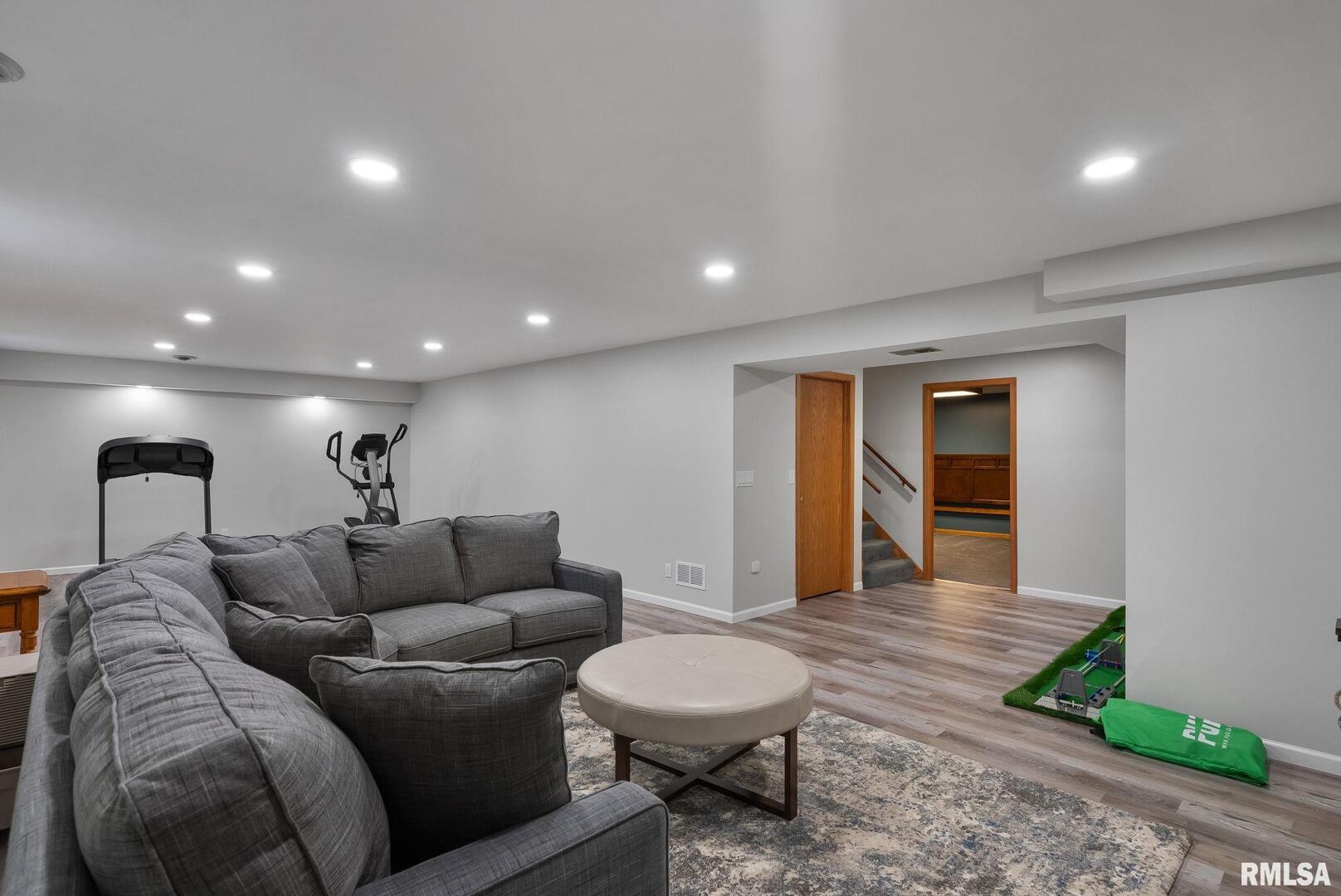 5445 CHARTER OAKS Drive