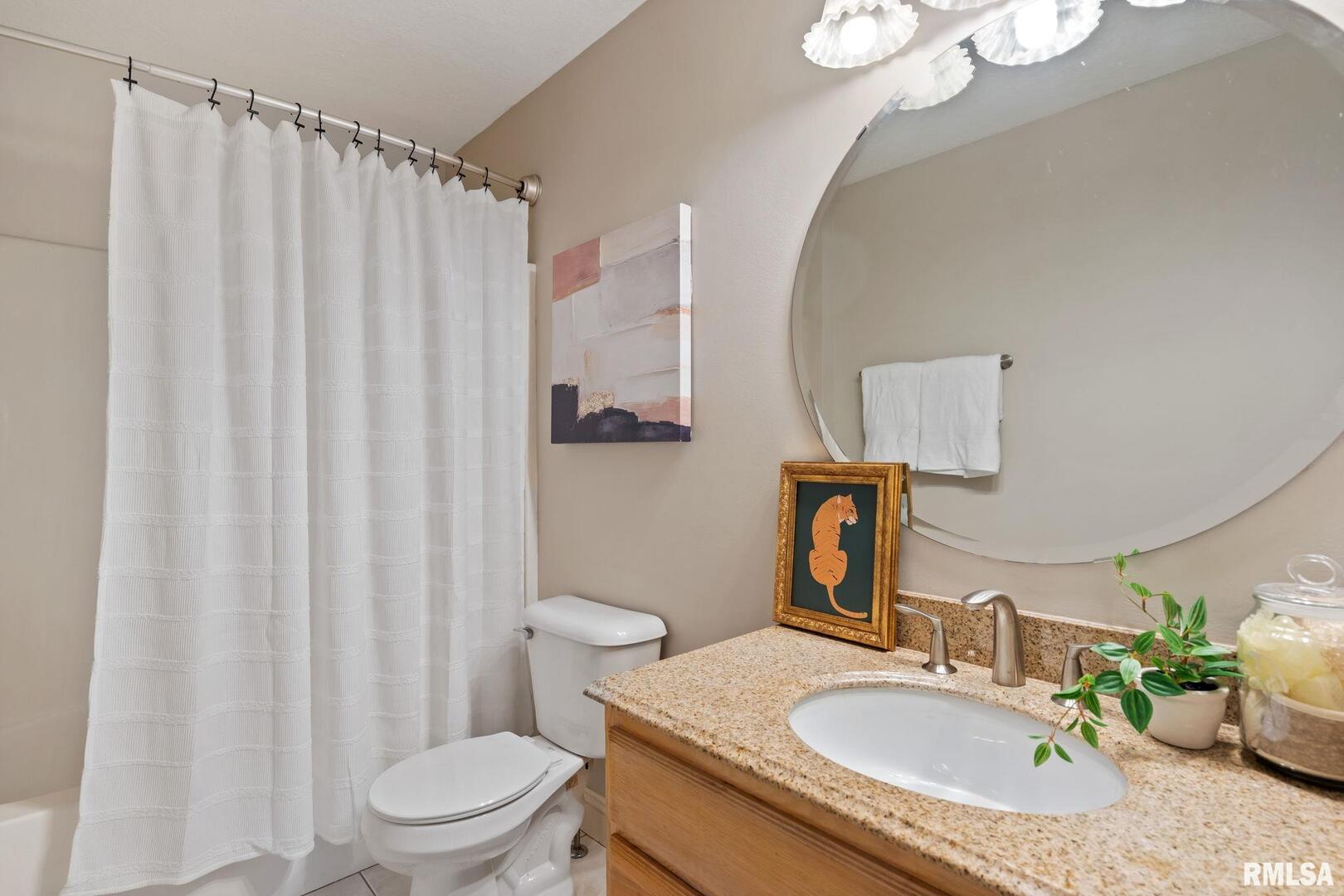 2413 W 54TH Street Unit: 6