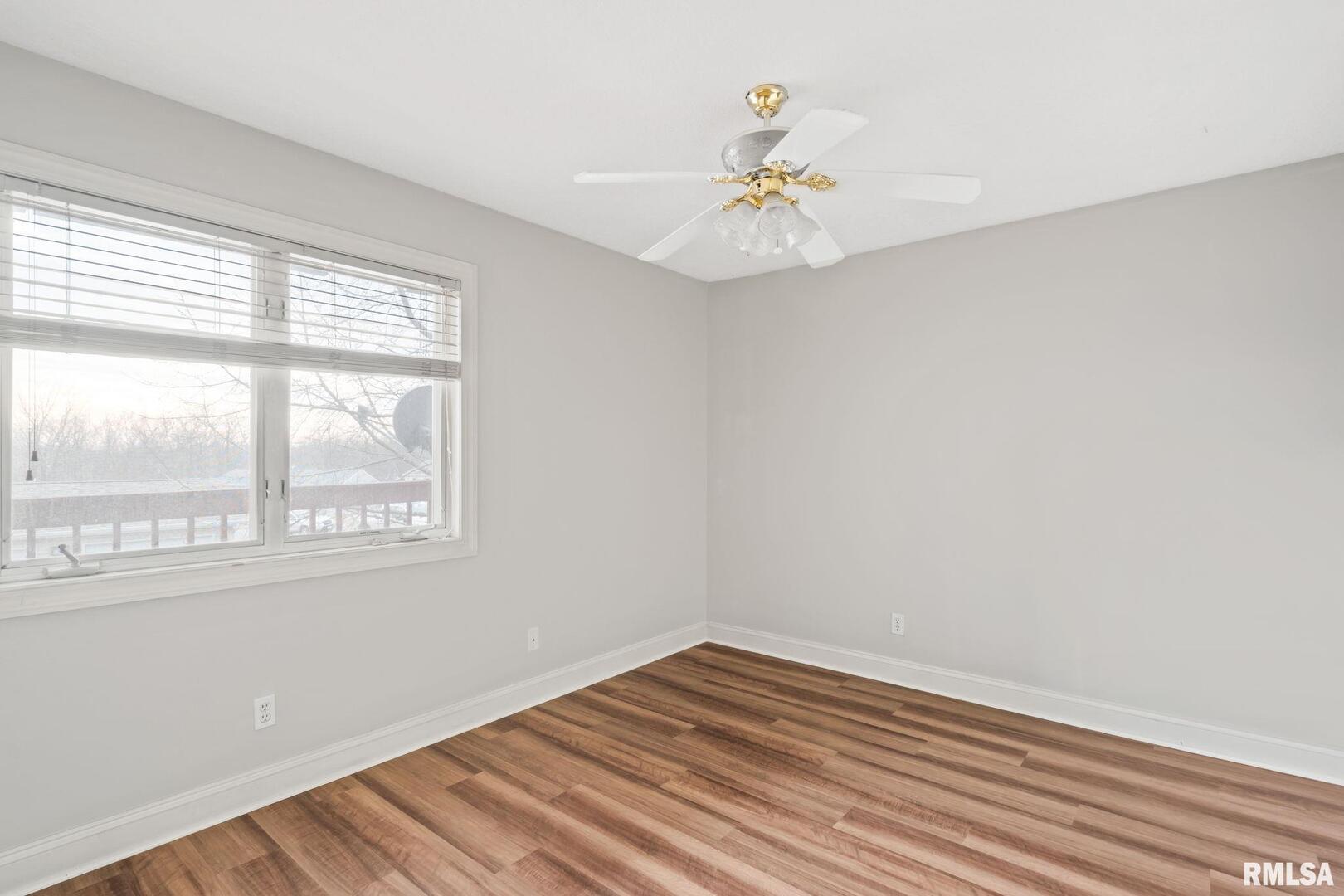 2413 W 54TH Street Unit: 6