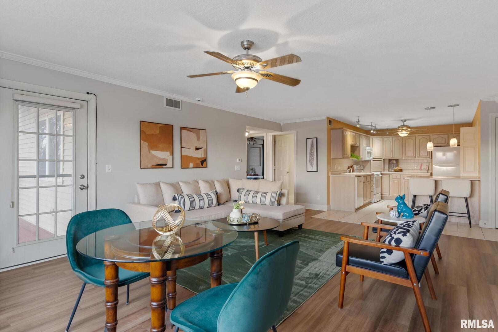 2413 W 54TH Street Unit: 6