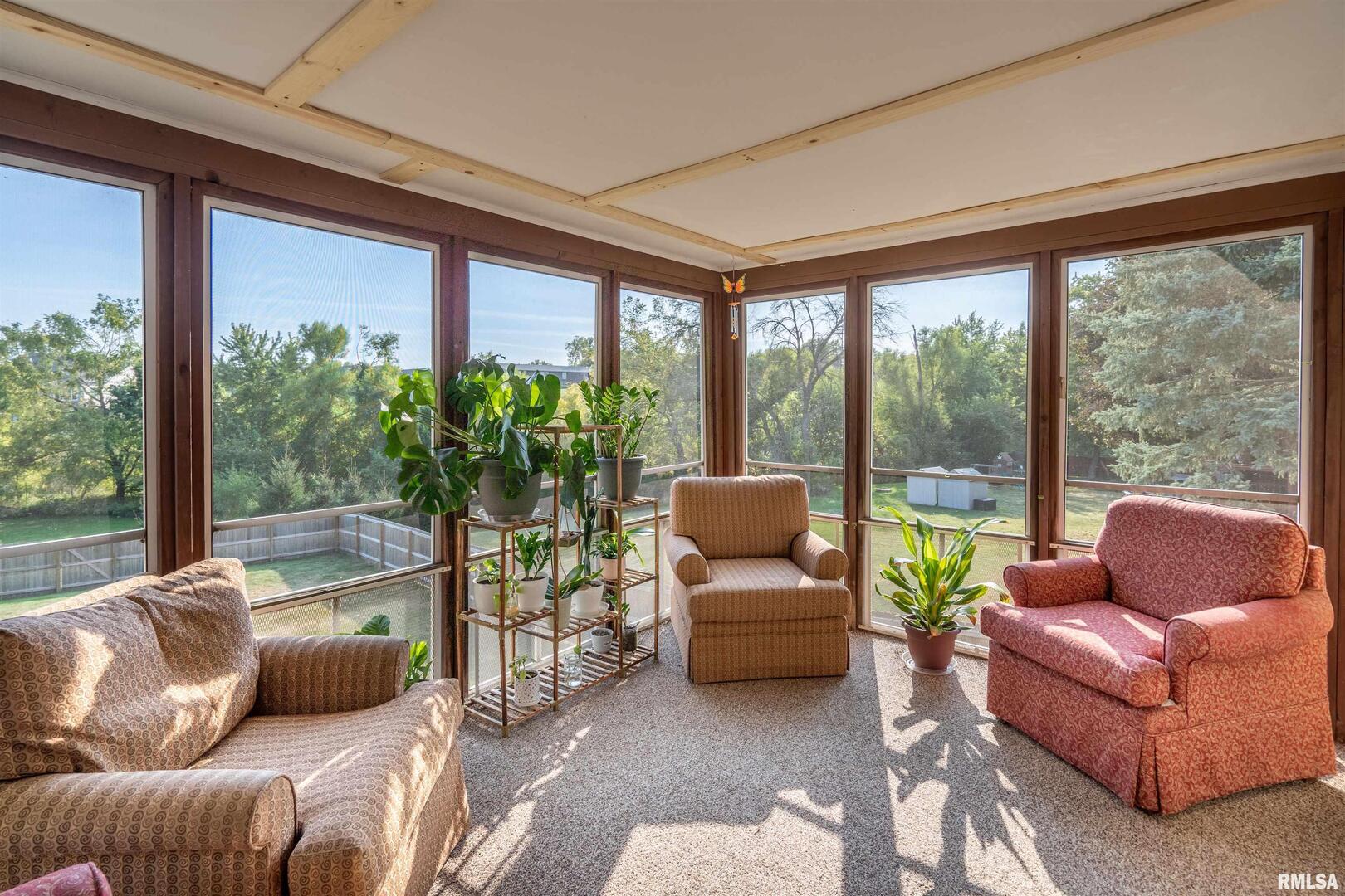 2535 E 50TH Street