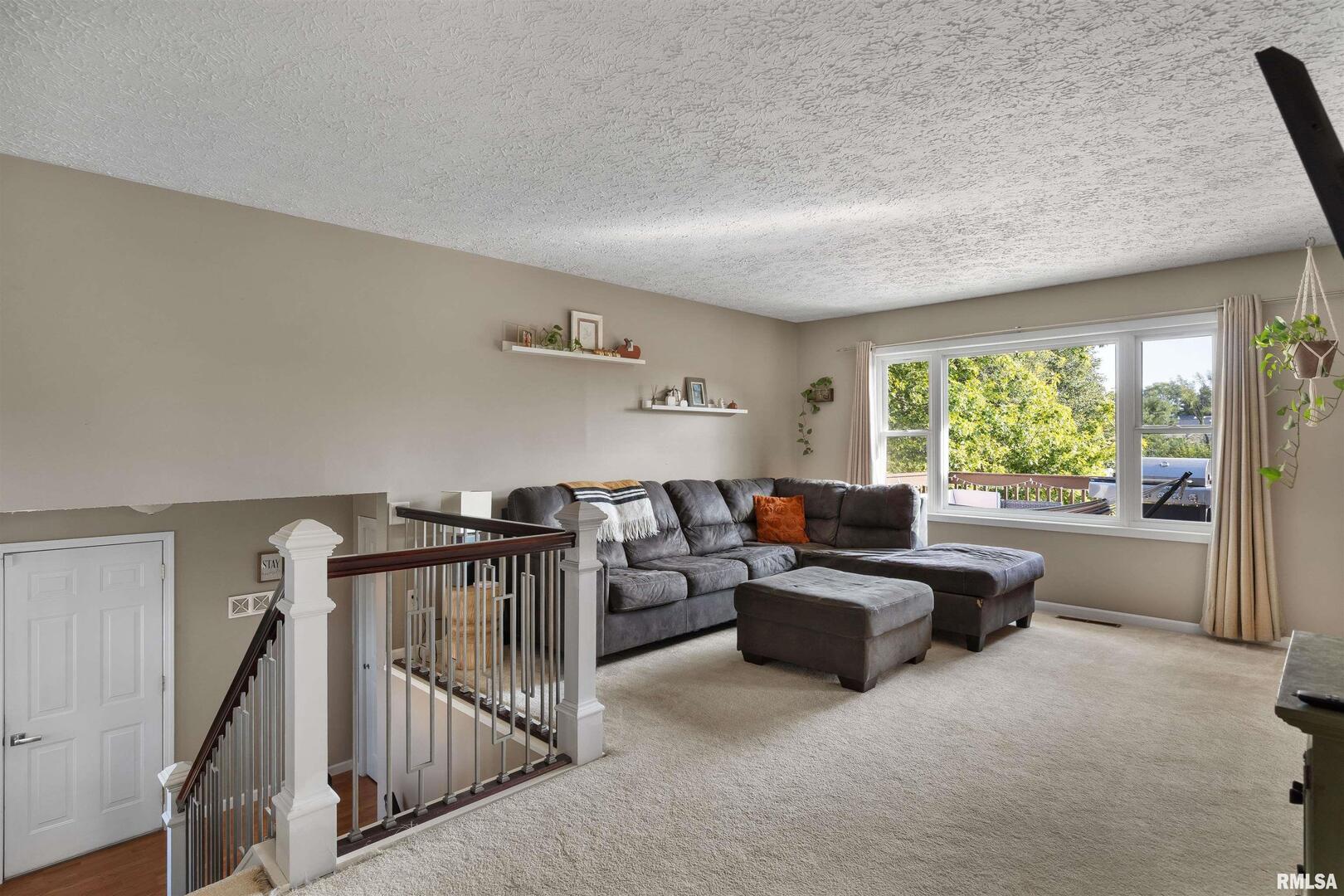 2535 E 50TH Street