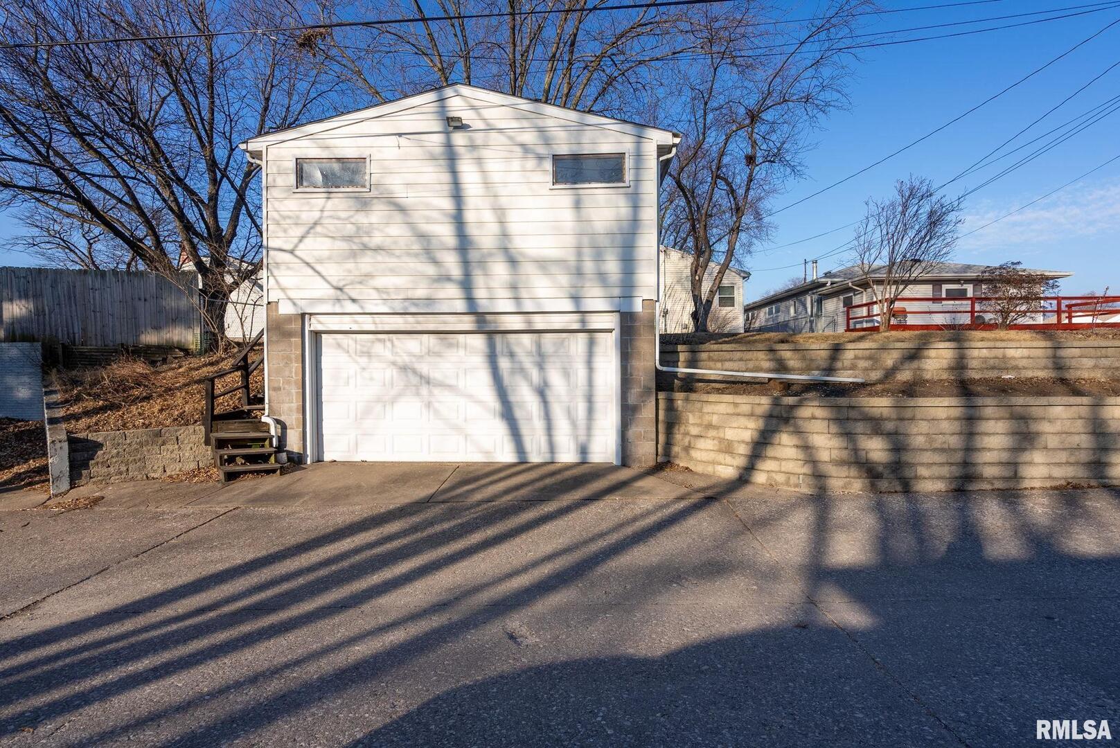 2521 WASHINGTON Lane