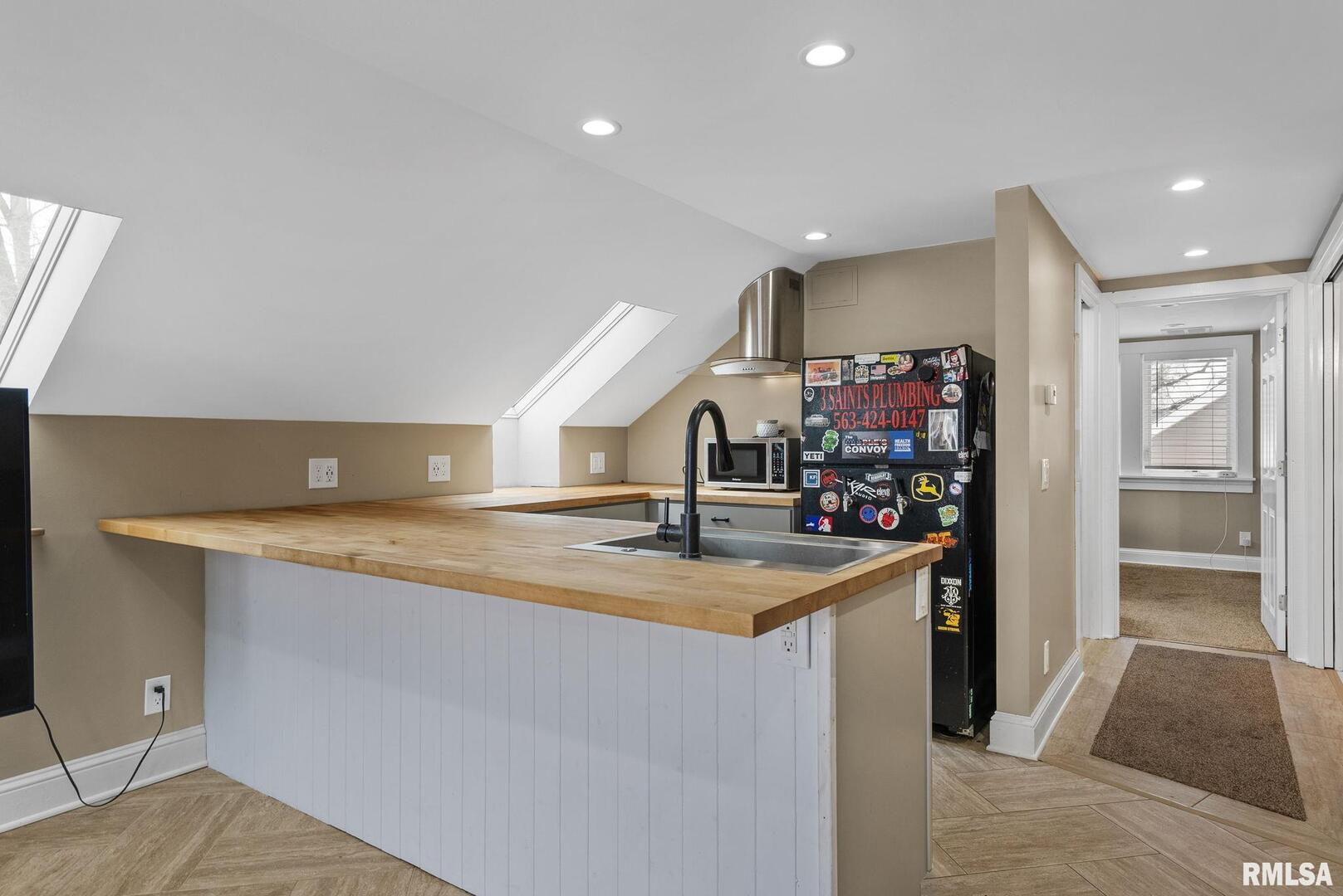 2801 44TH Street