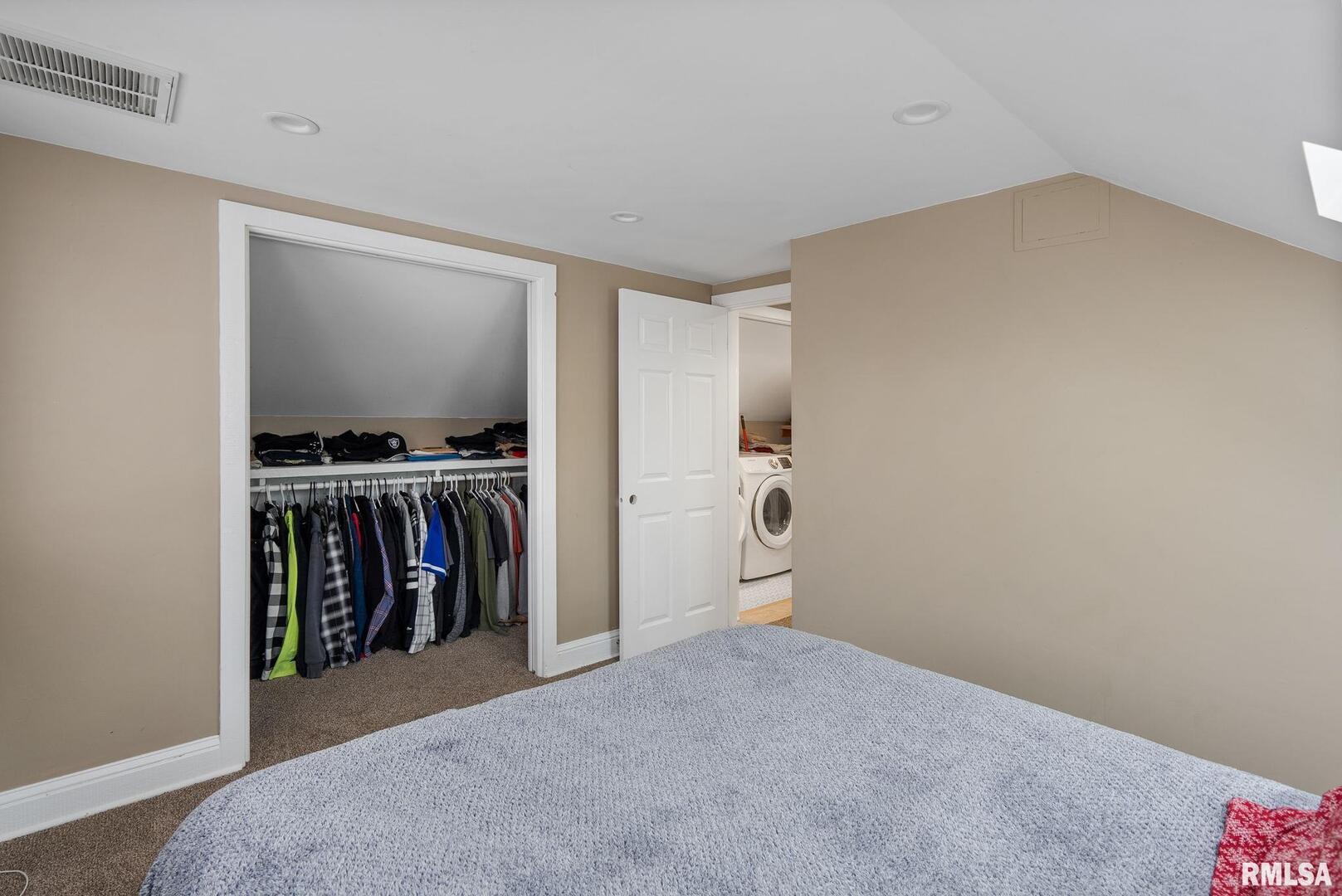 2801 44TH Street