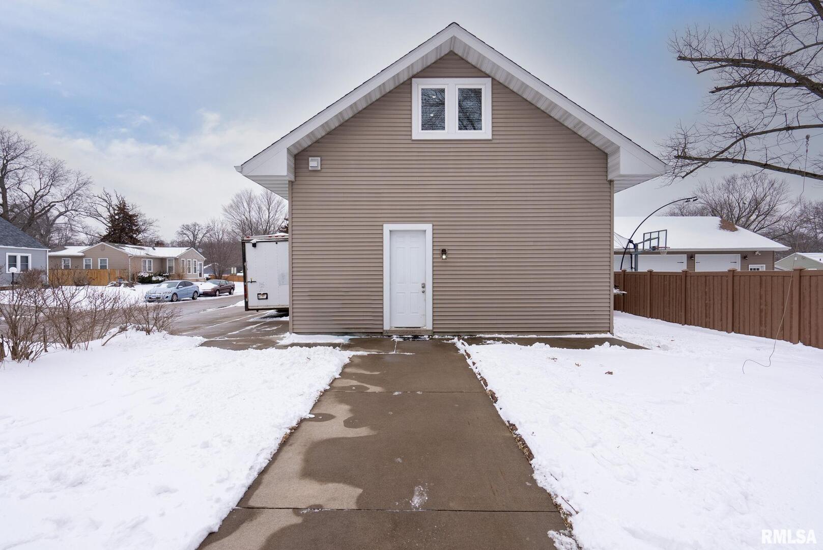 2801 44TH Street