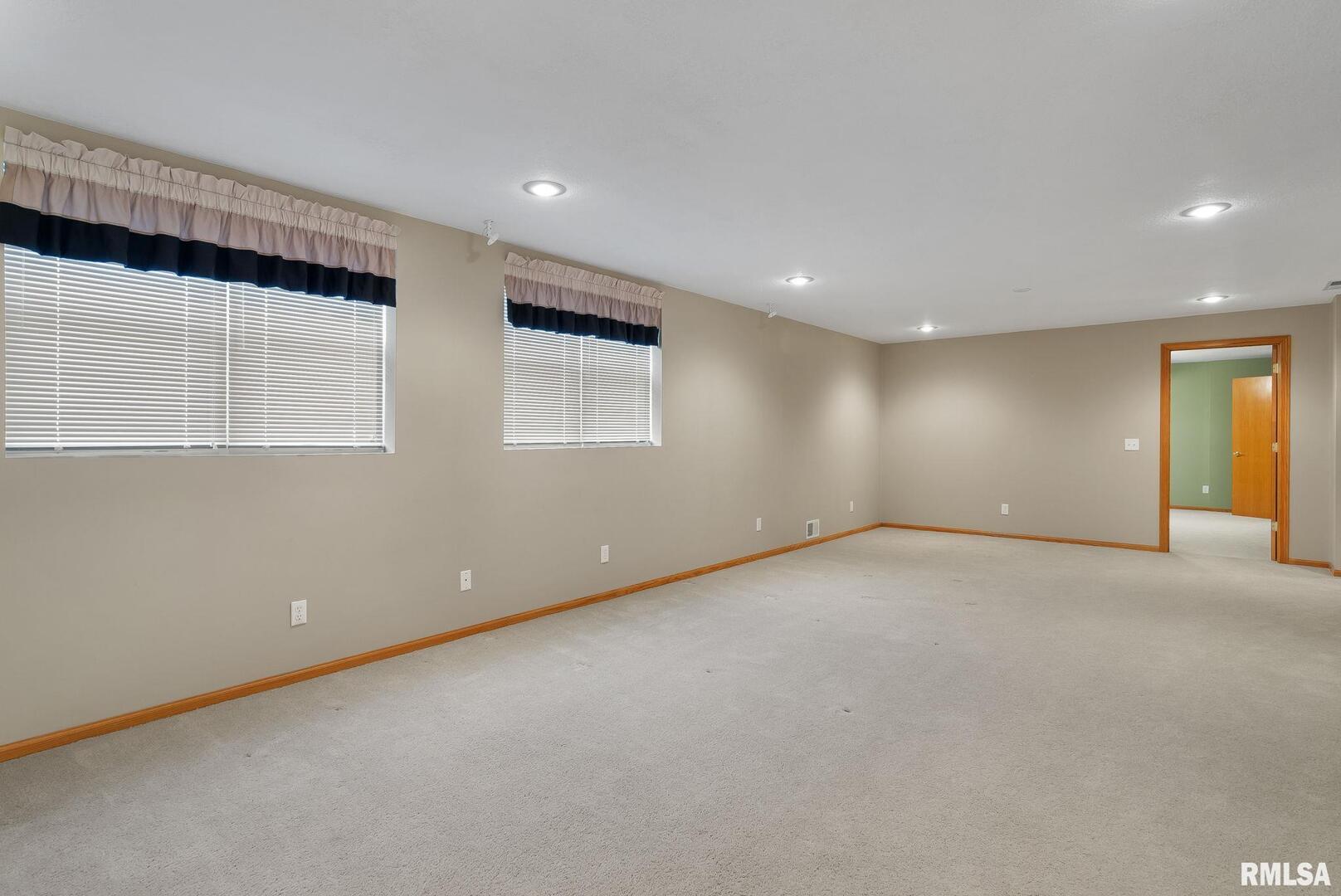 2056 PLUM TREE Road