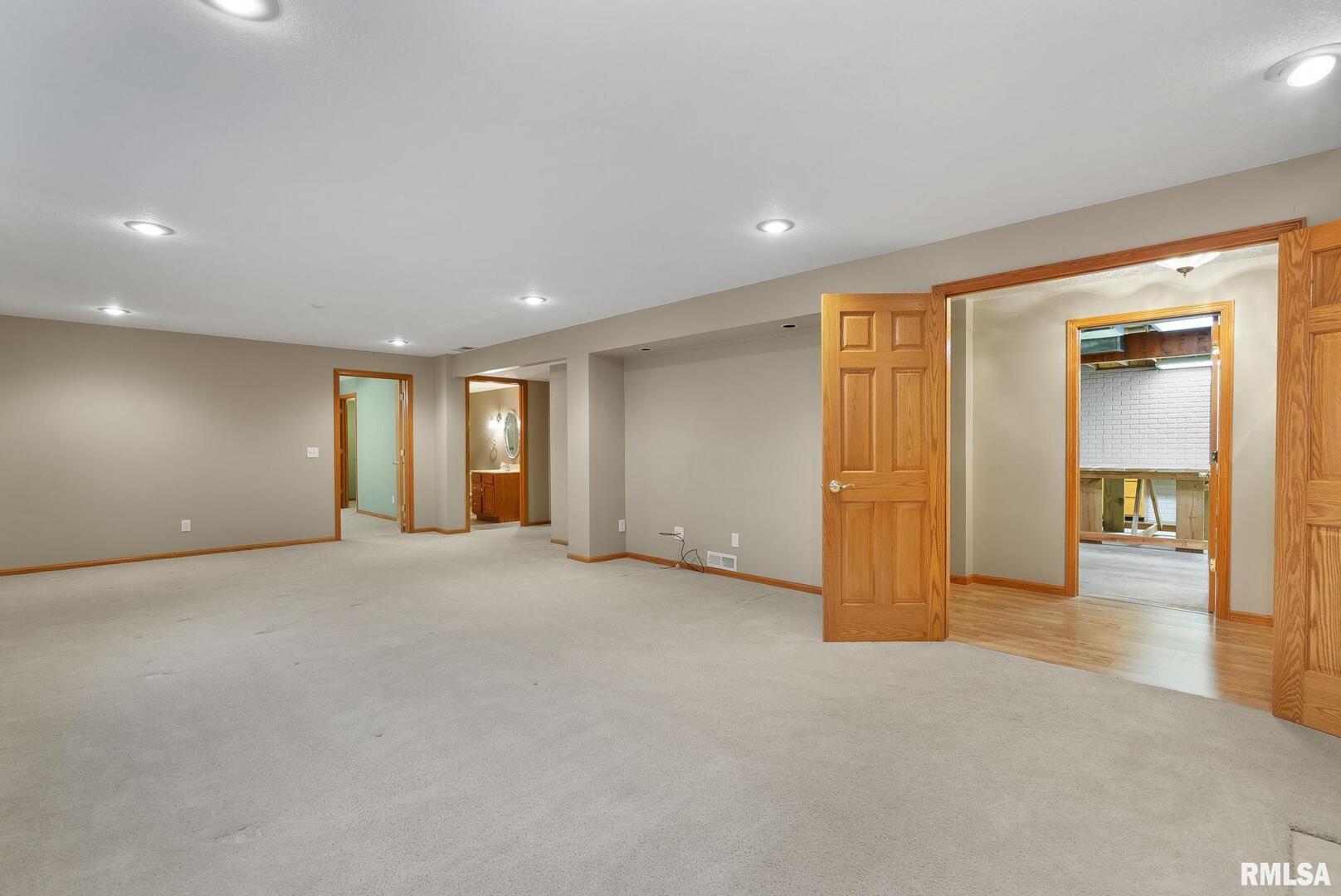 2056 PLUM TREE Road