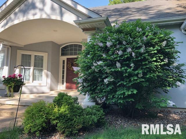 2734 8TH Street Court