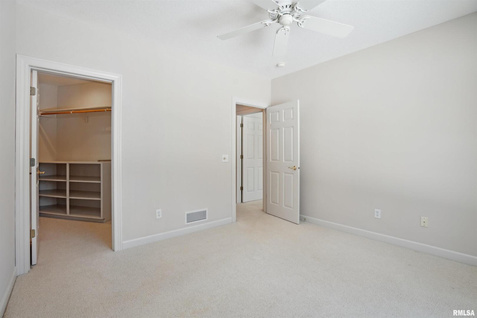 2734 8TH Street Court