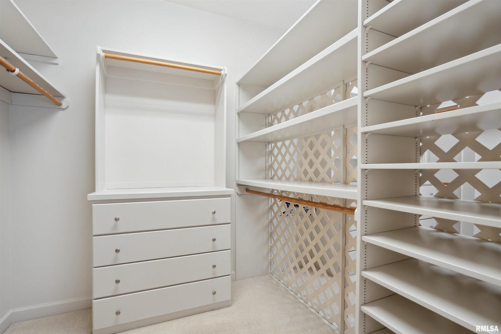 2734 8TH Street Court