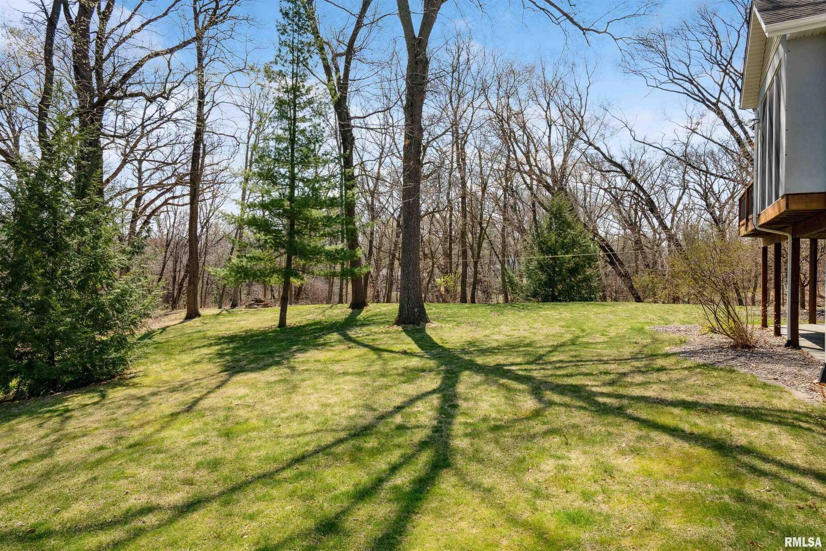 2734 8TH Street Court