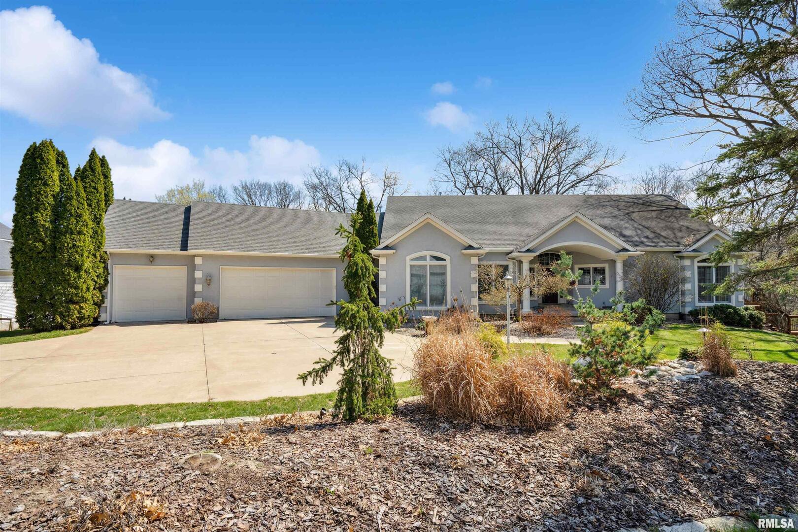 2734 8TH Street Court