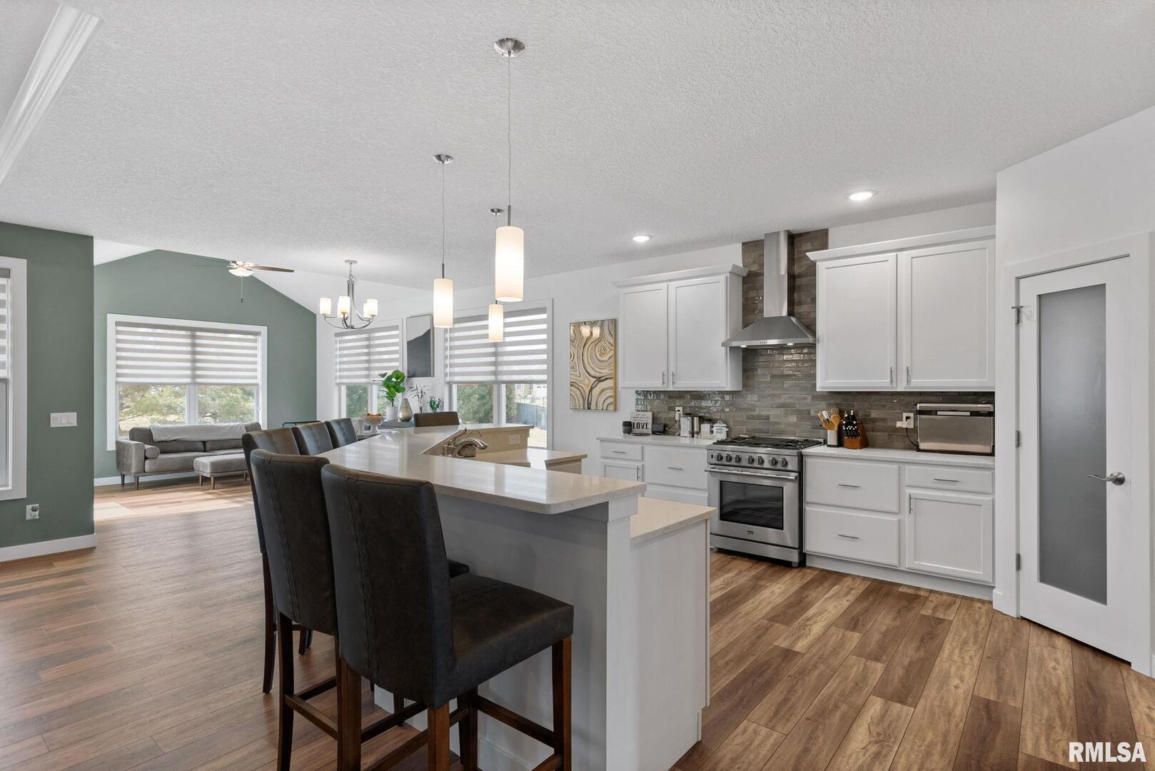 6452 FAIRHAVEN Court