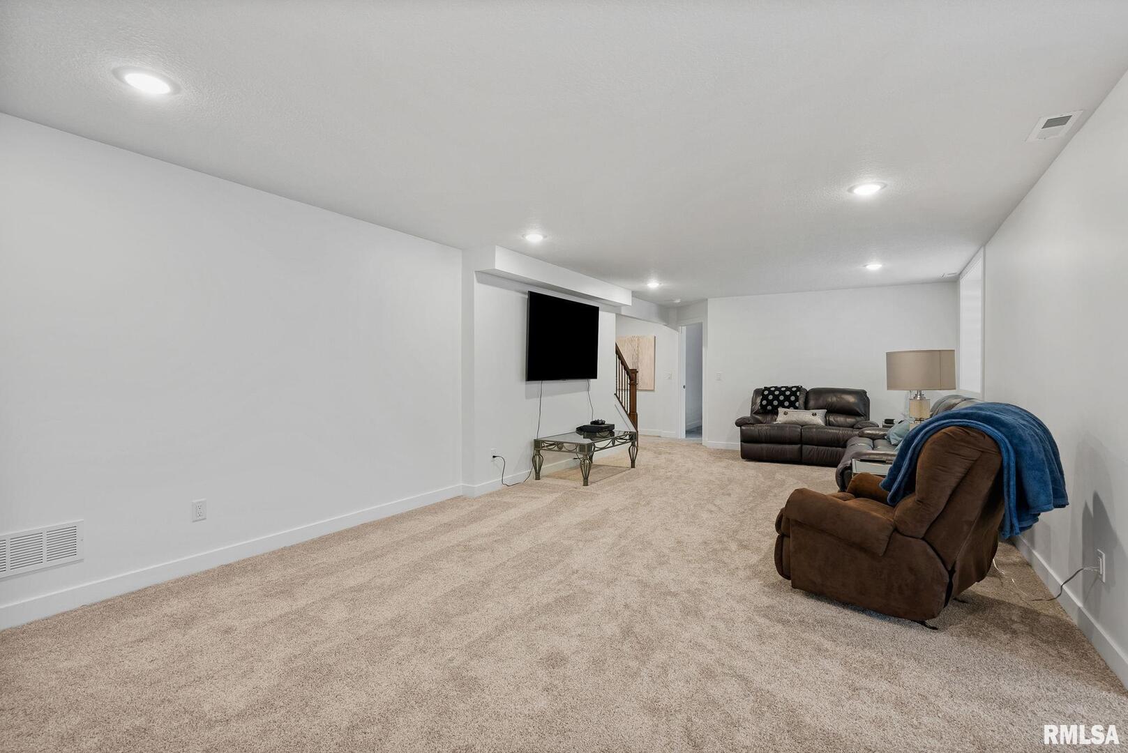 6452 FAIRHAVEN Court