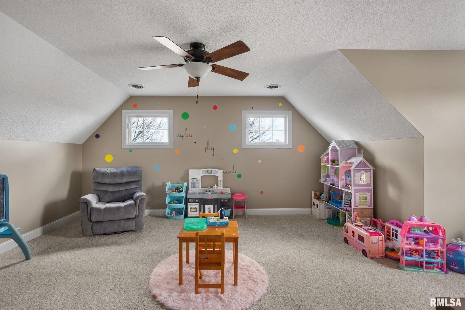 6898 SUMMERFIELD Drive