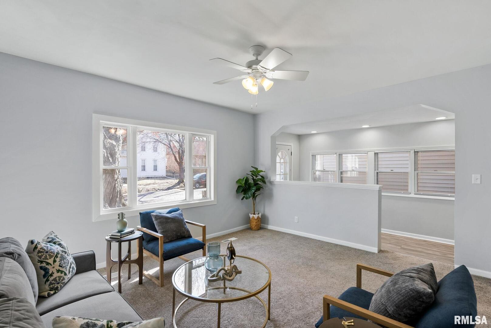 2018 W 1ST Street