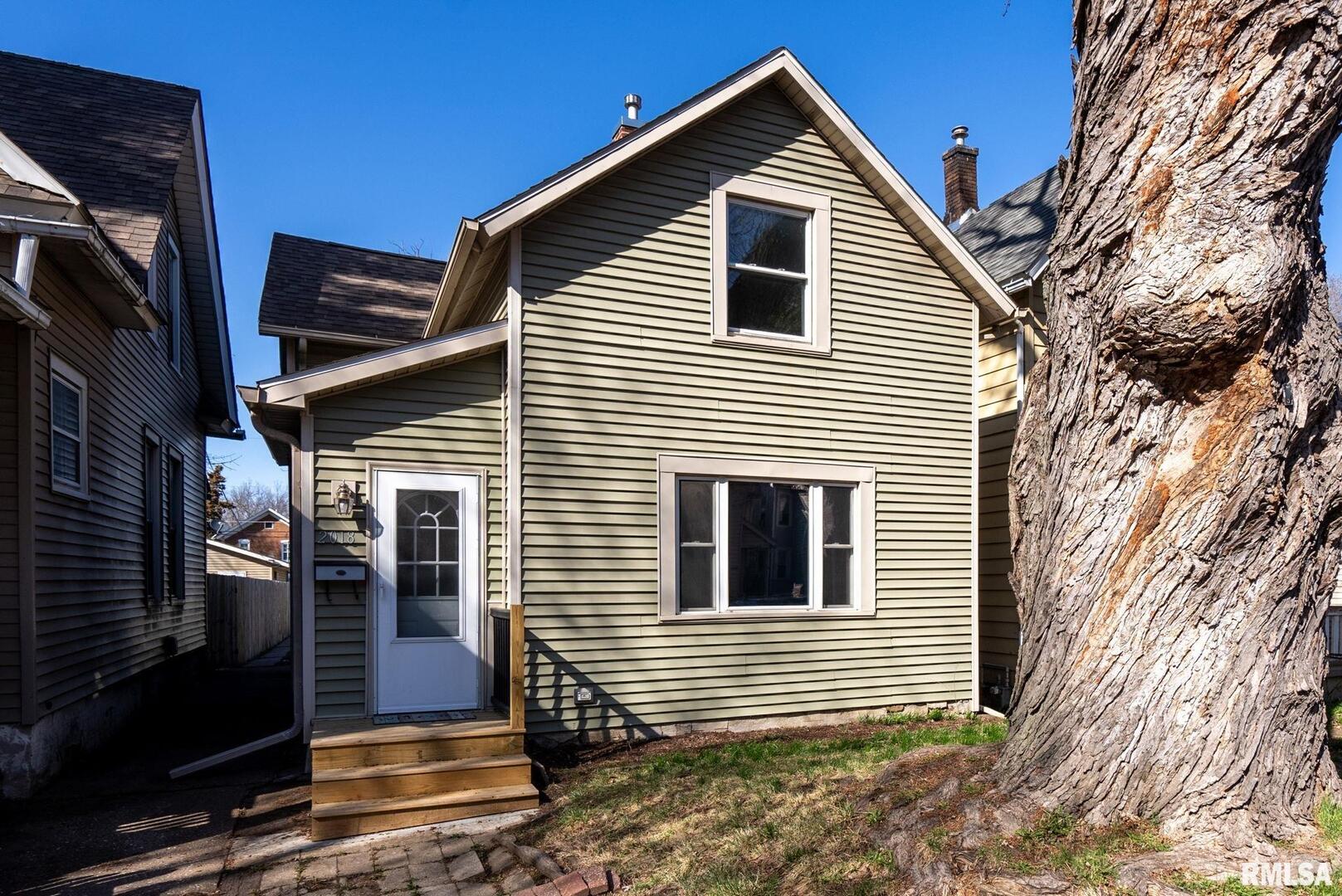2018 W 1ST Street