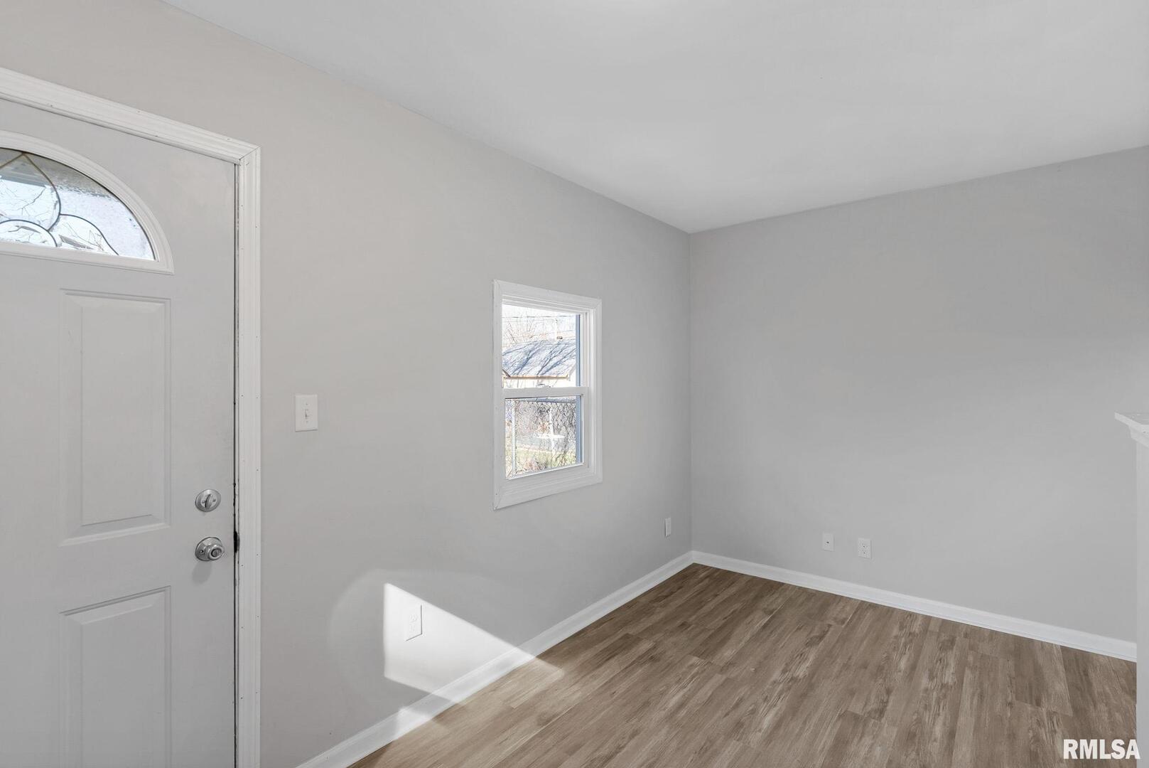 2018 W 1ST Street
