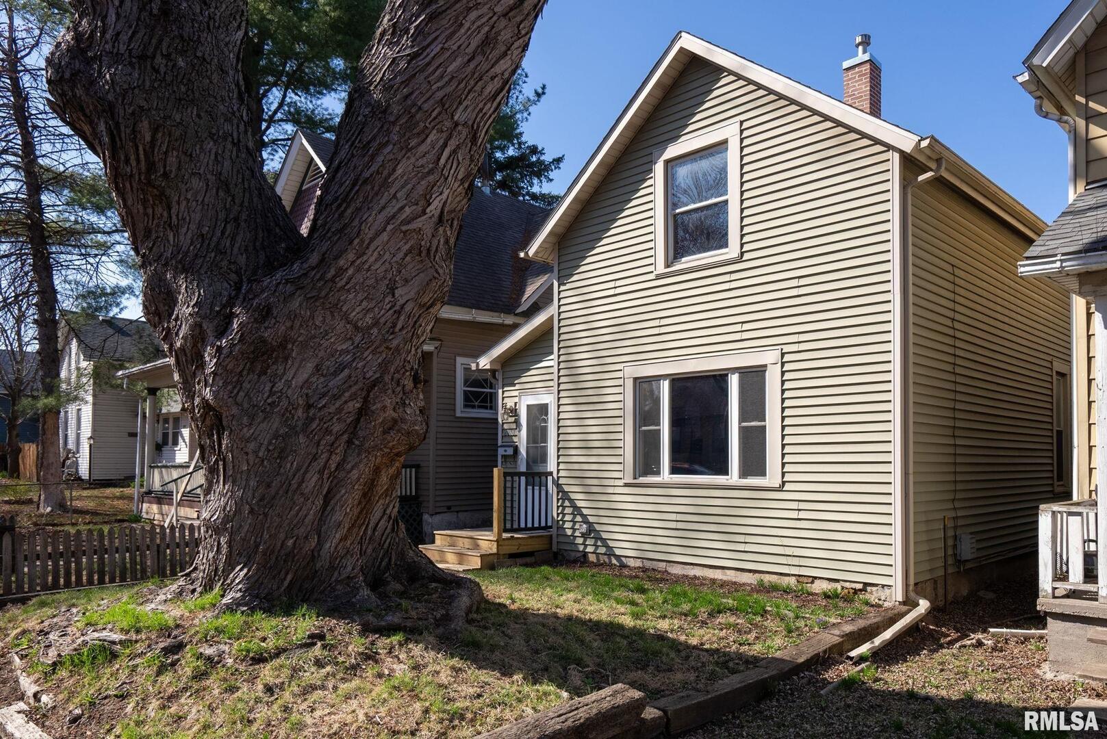 2018 W 1ST Street
