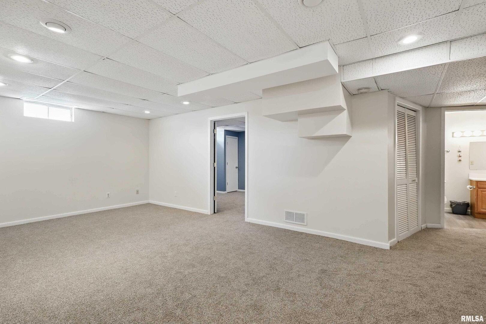 4404 KELLING Street