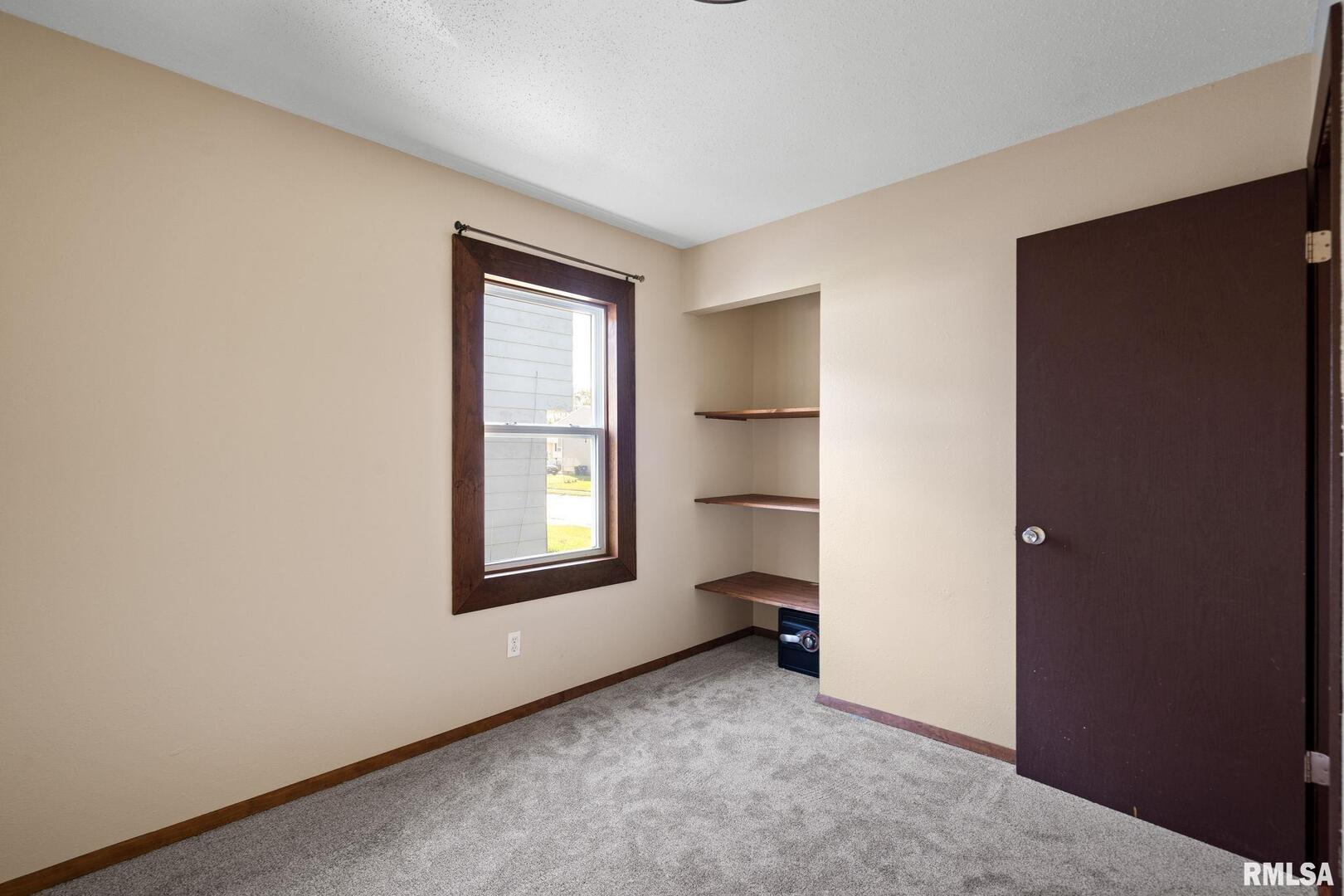 2824 W 66TH Street