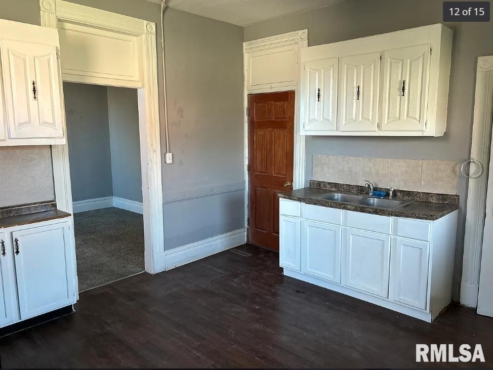 910 W 3RD Street Unit: 912