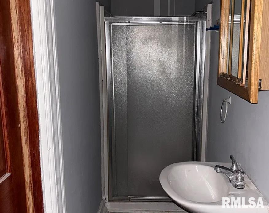 910 W 3RD Street Unit: 912