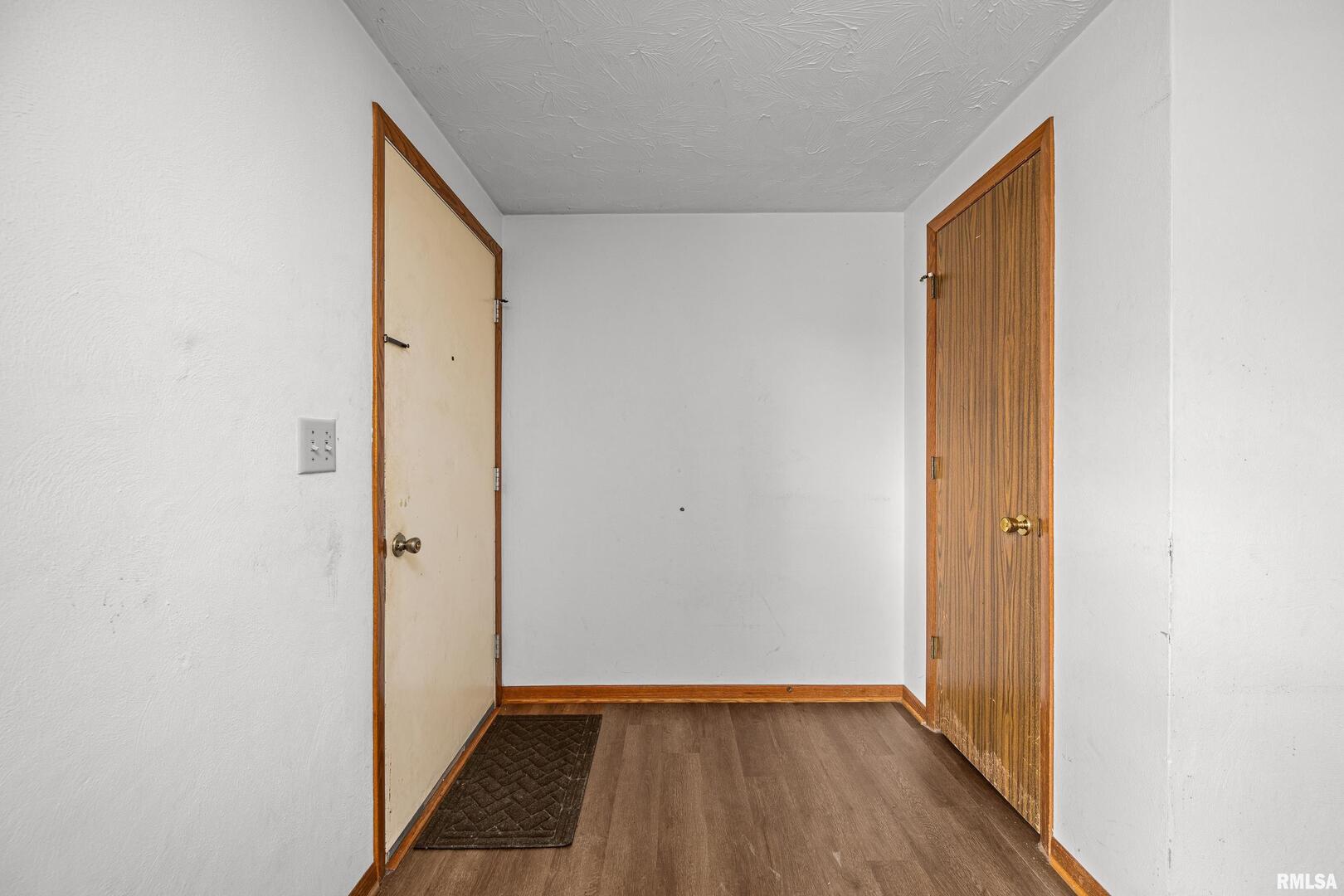 1837-1839 2ND Street