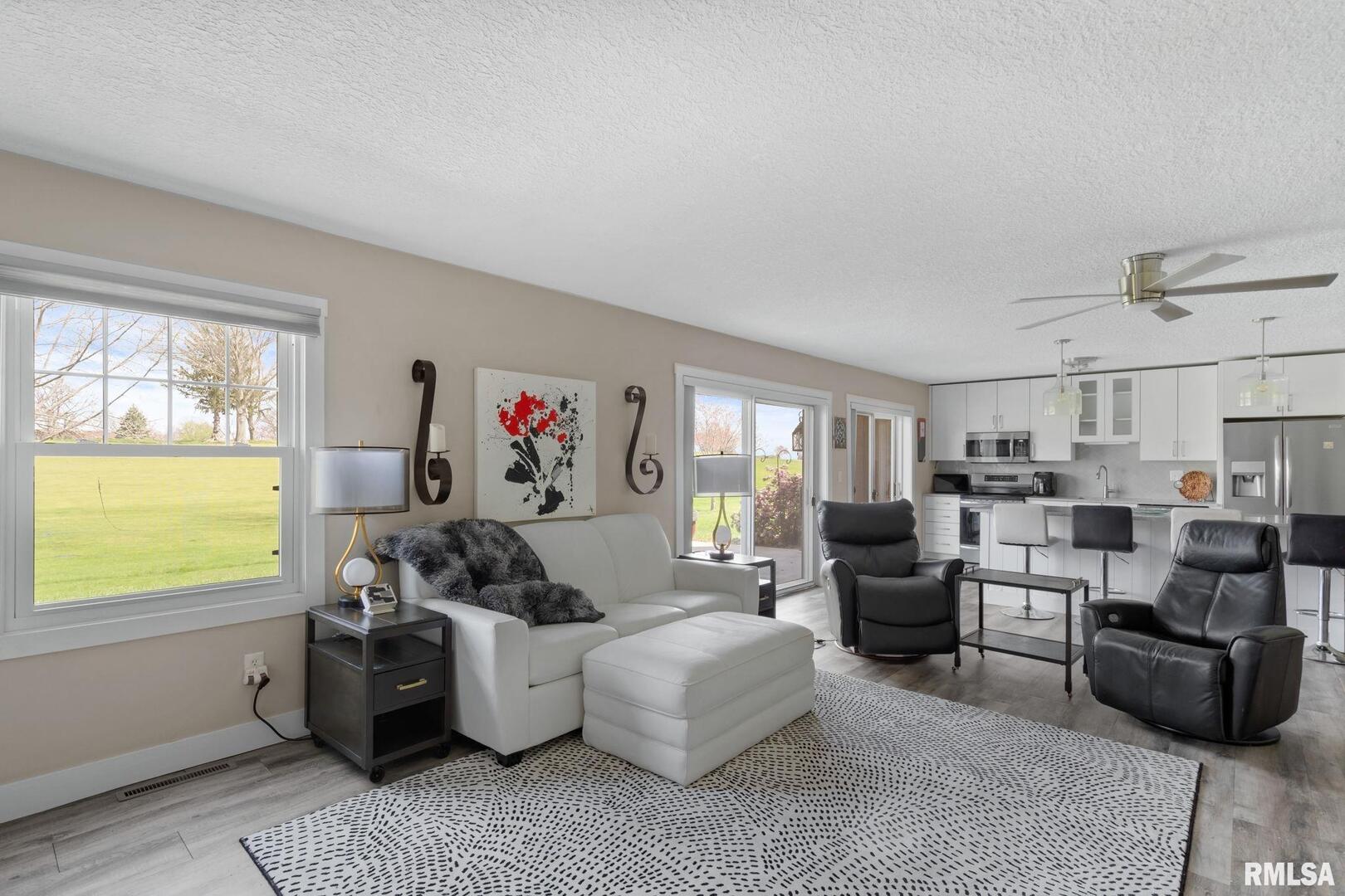 4150 E 60TH Street Unit: 601