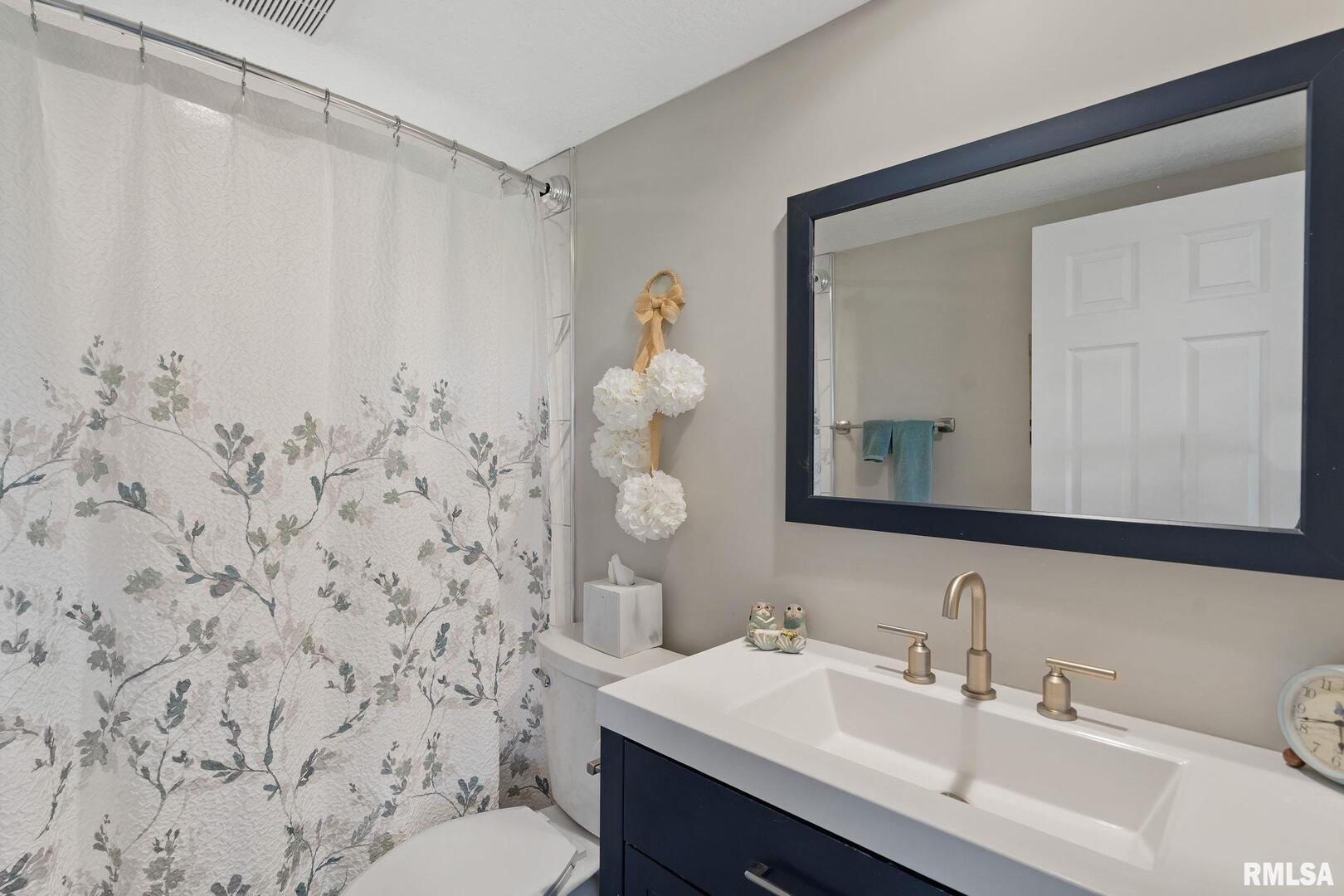 4150 E 60TH Street Unit: 601