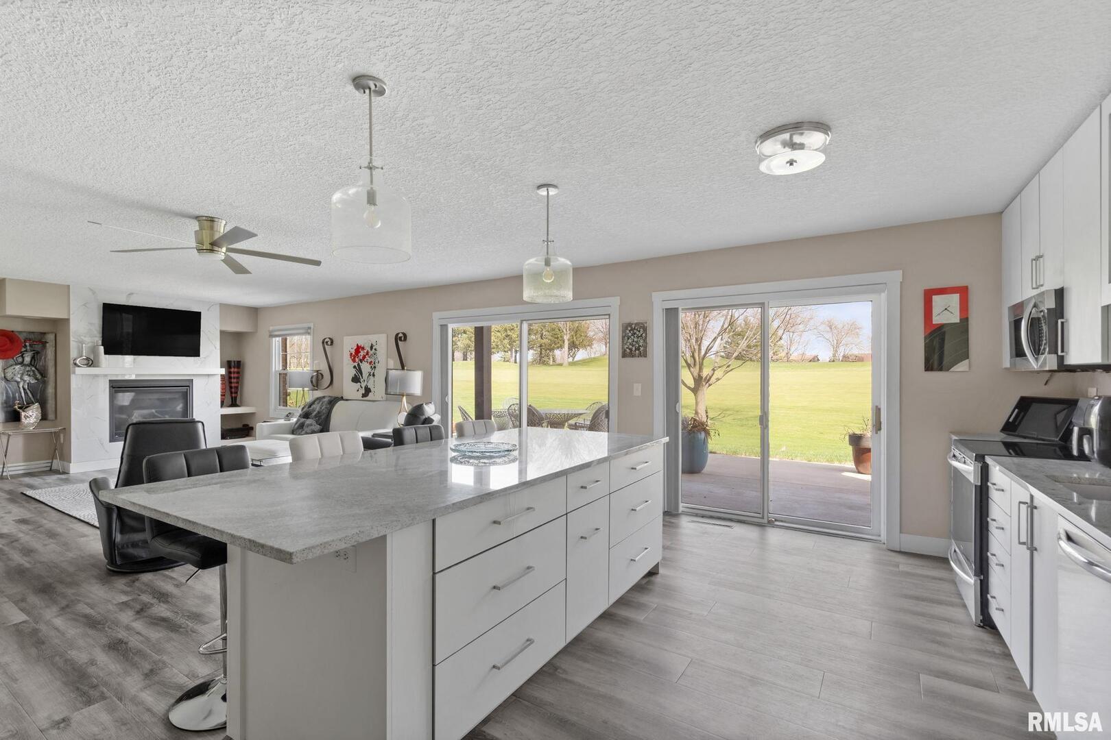 4150 E 60TH Street Unit: 601