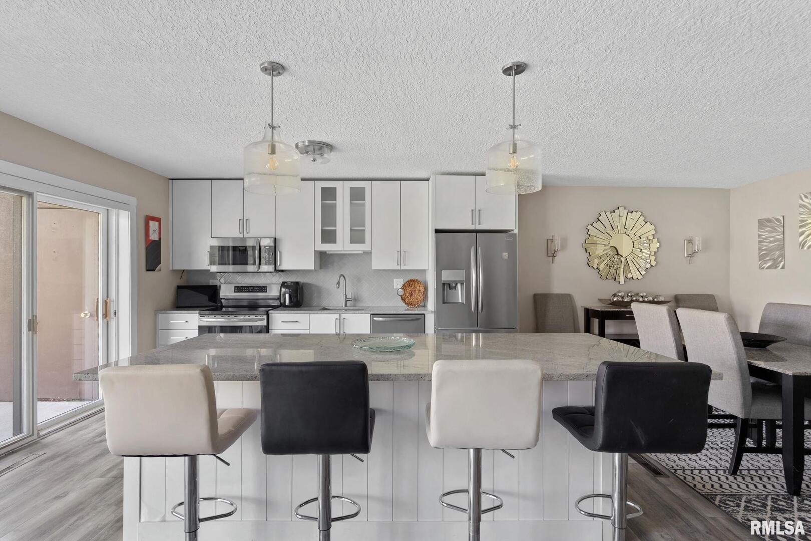 4150 E 60TH Street Unit: 601