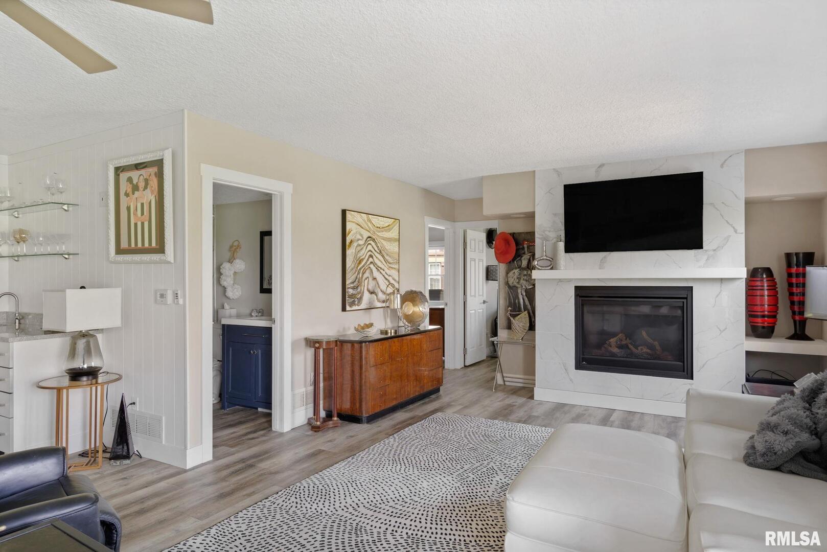 4150 E 60TH Street Unit: 601