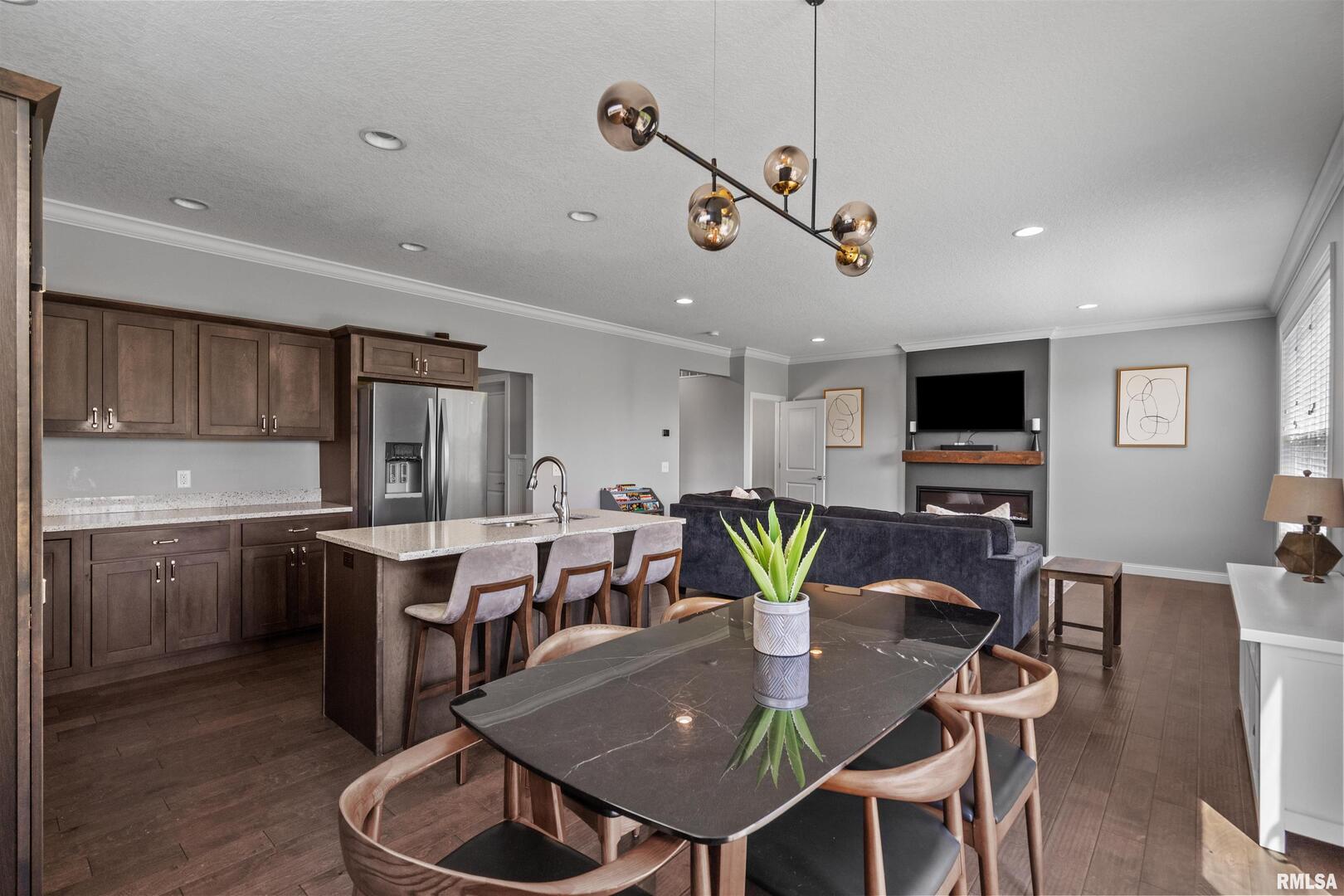 4503 E SLATE CREEK Drive