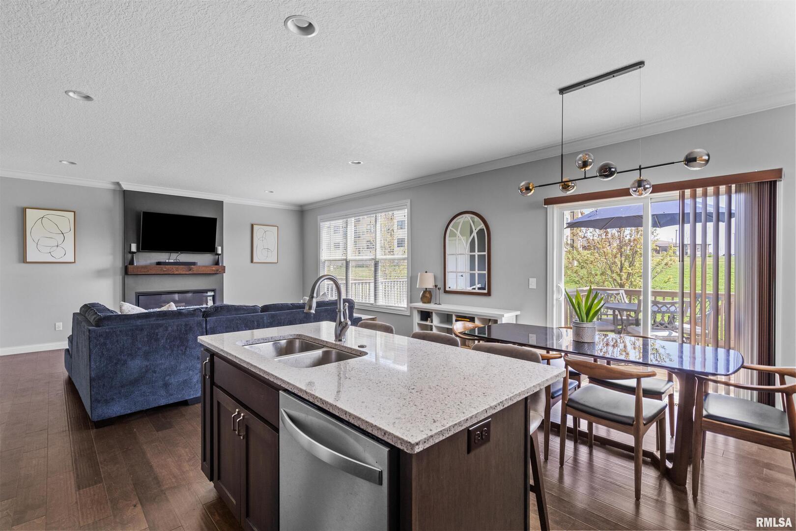 4503 E SLATE CREEK Drive