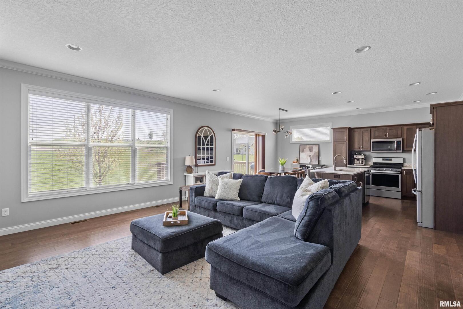 4503 E SLATE CREEK Drive