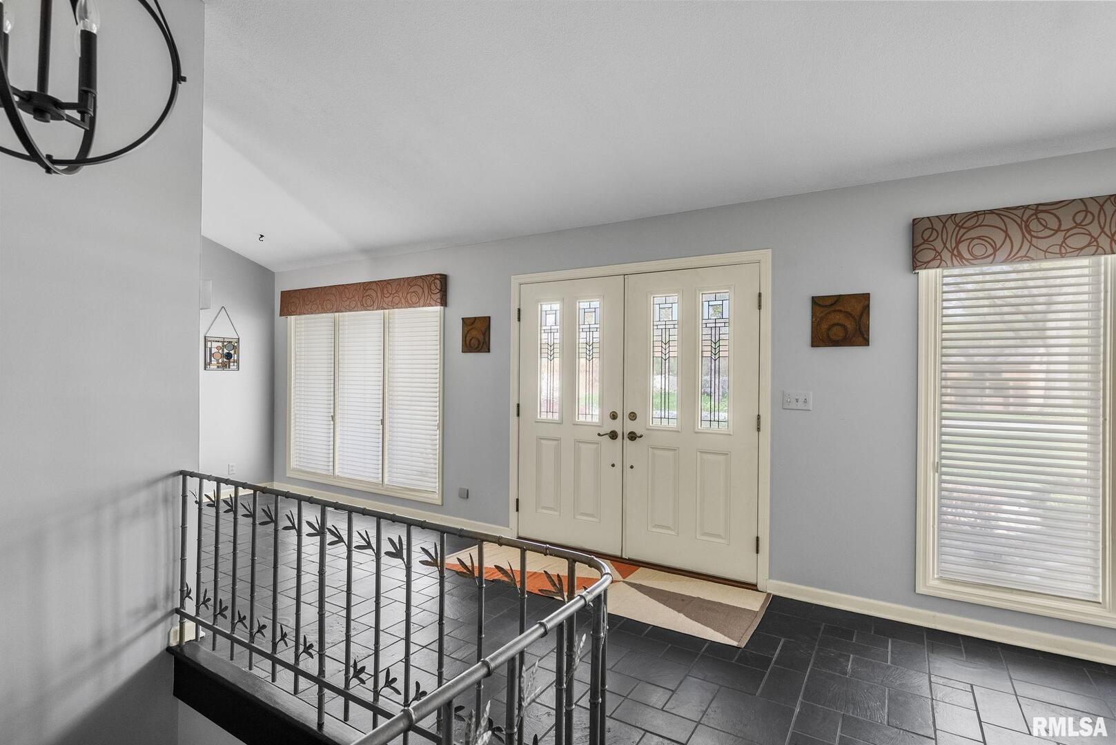 10 TIMBER RIDGE Drive