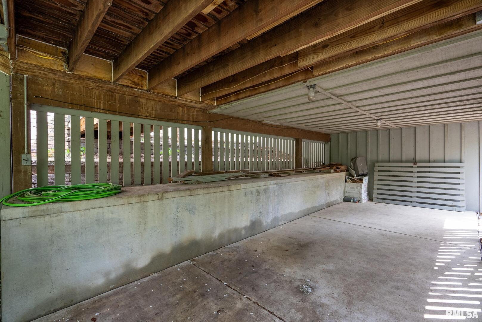 10 TIMBER RIDGE Drive