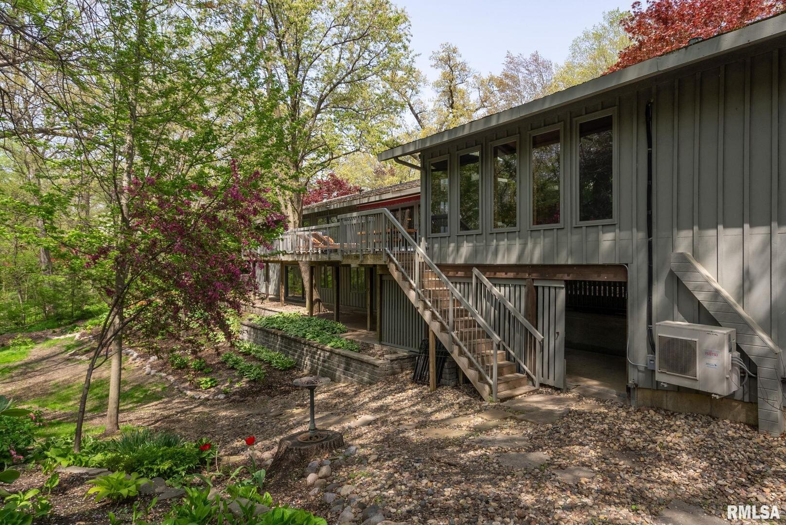 10 TIMBER RIDGE Drive