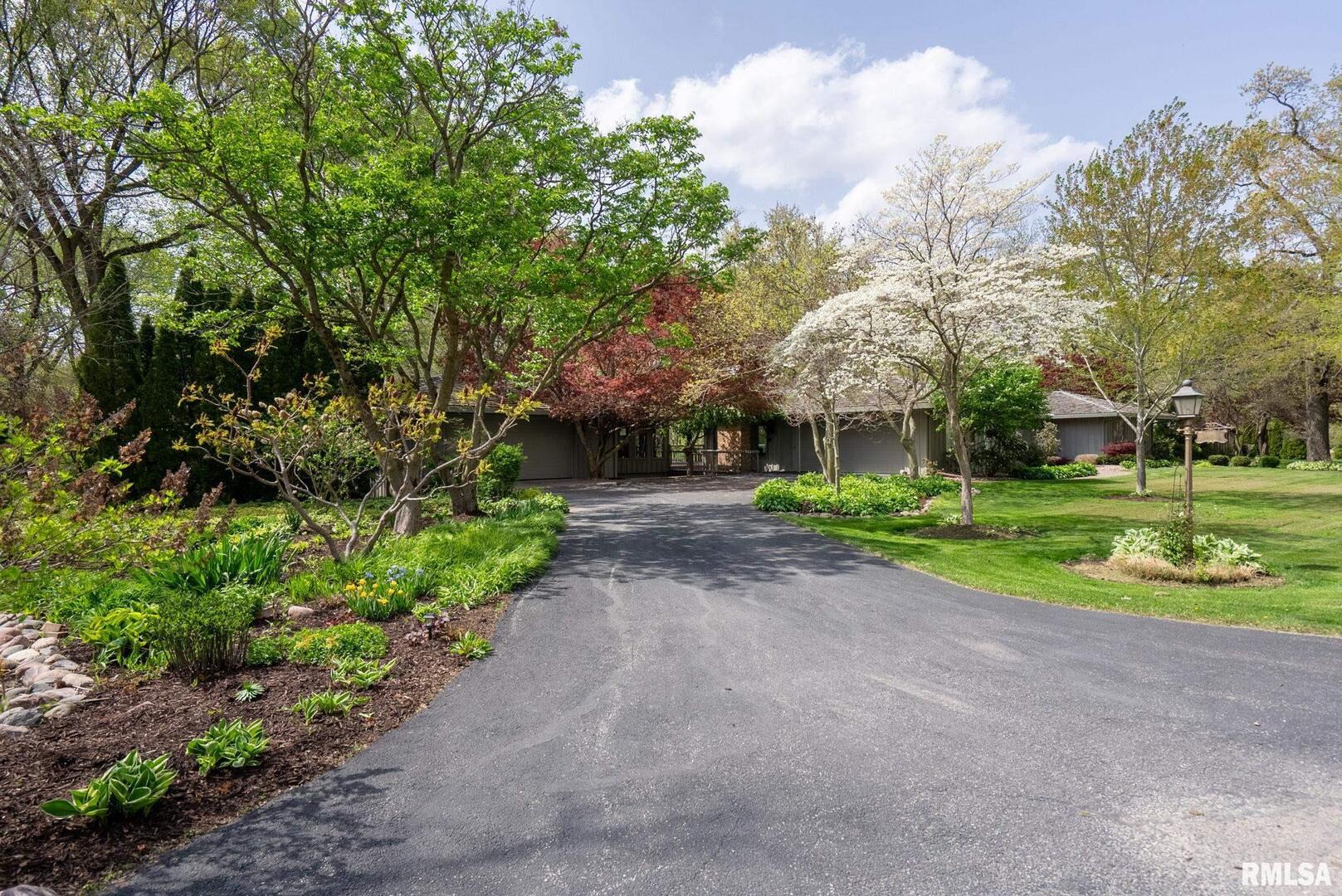 10 TIMBER RIDGE Drive