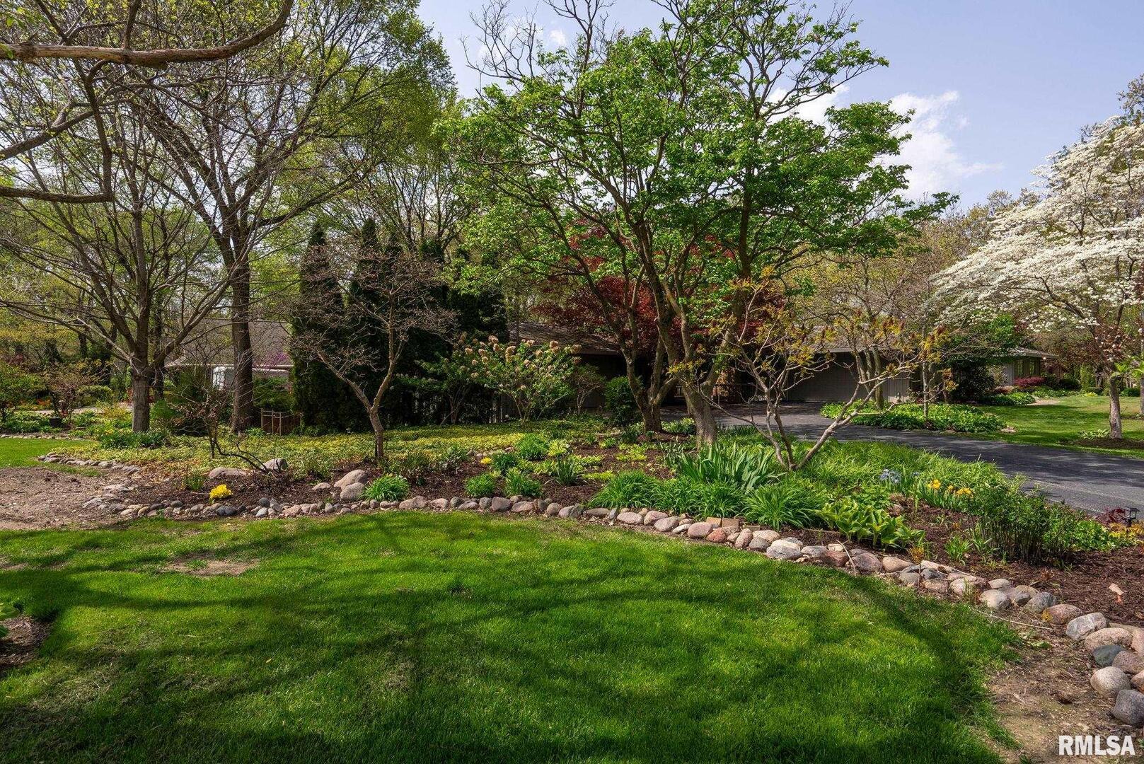 10 TIMBER RIDGE Drive