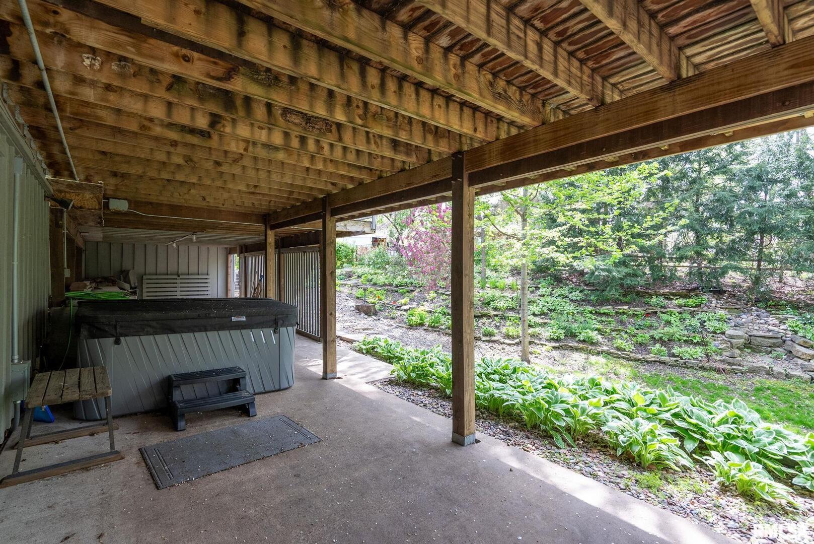 10 TIMBER RIDGE Drive