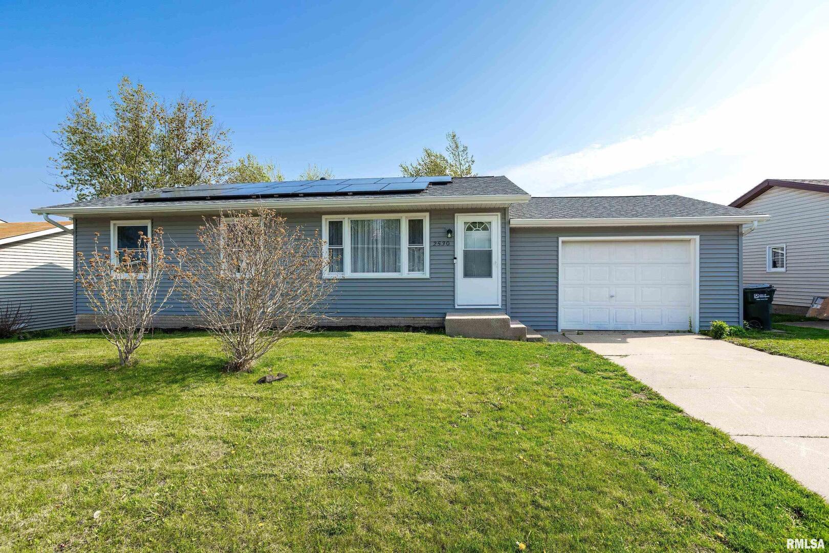 2530 VALLEY Drive