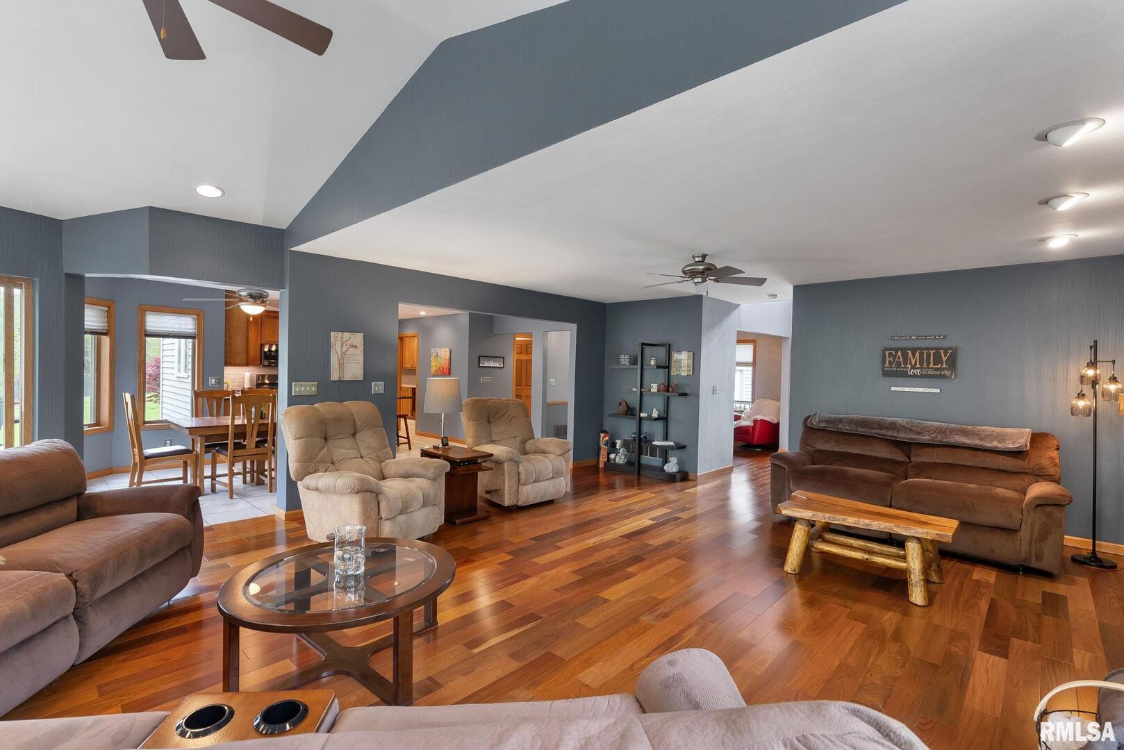 1303 LAKESIDE Court