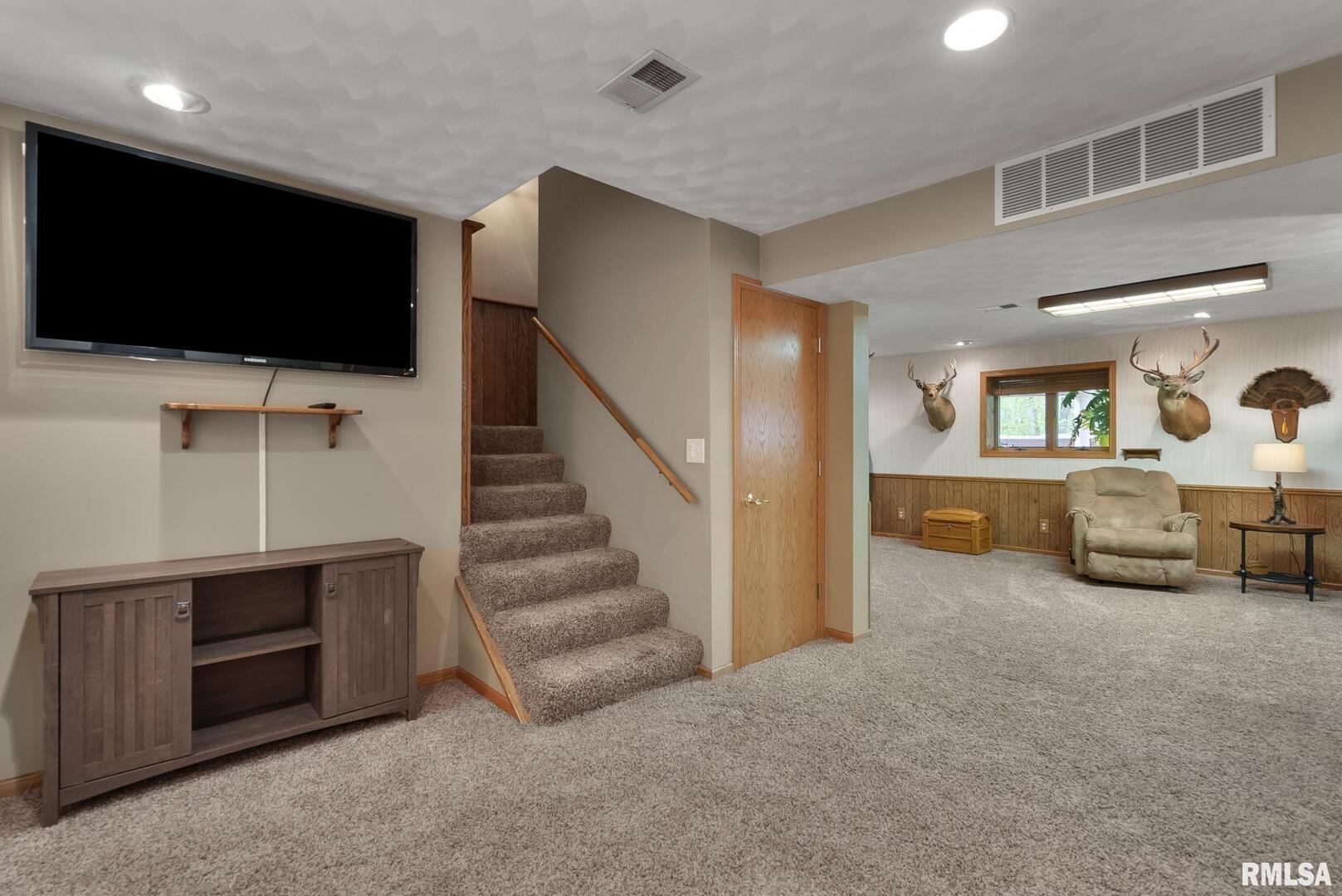 1303 LAKESIDE Court